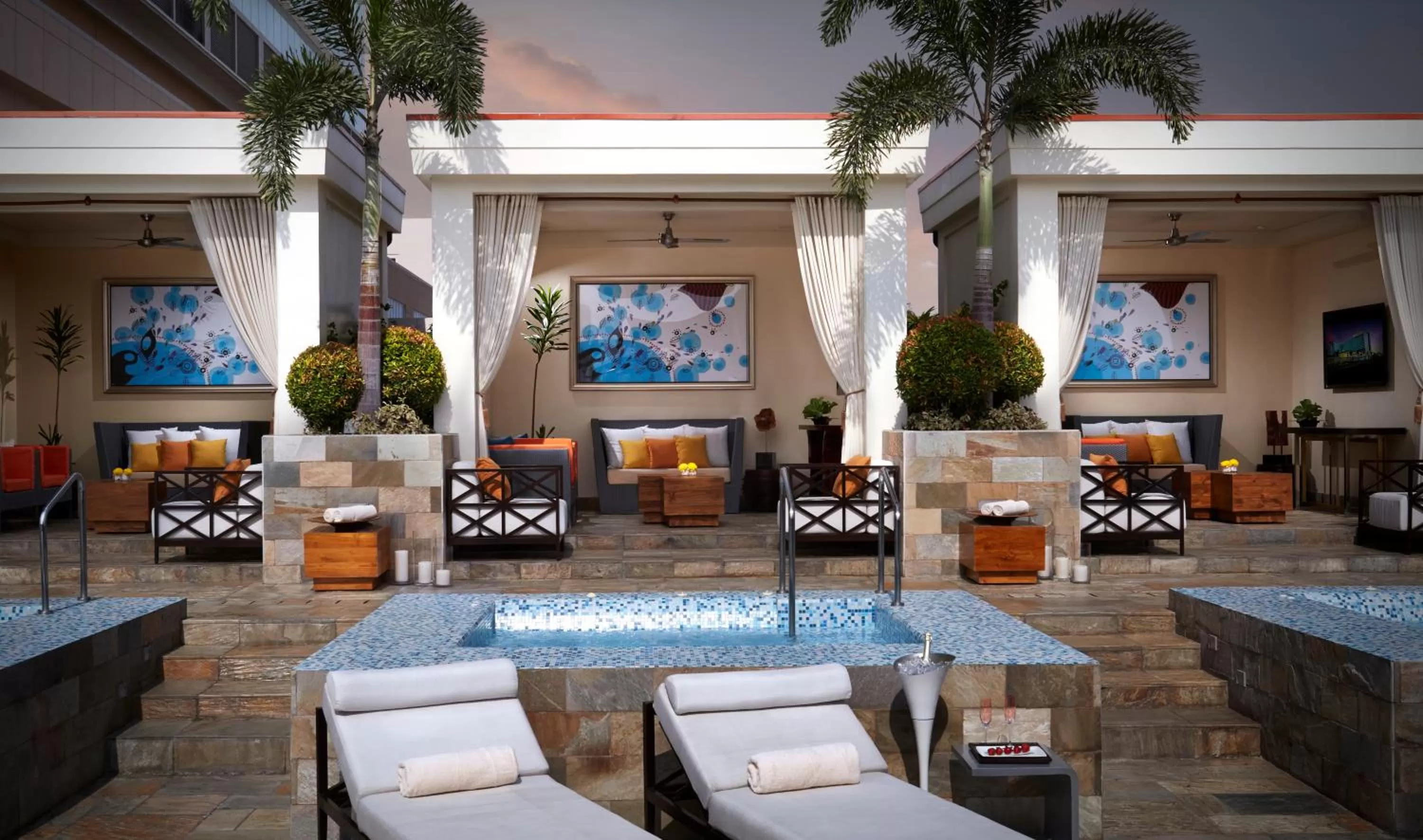 Swimming pool in Solaire Resort Entertainment City