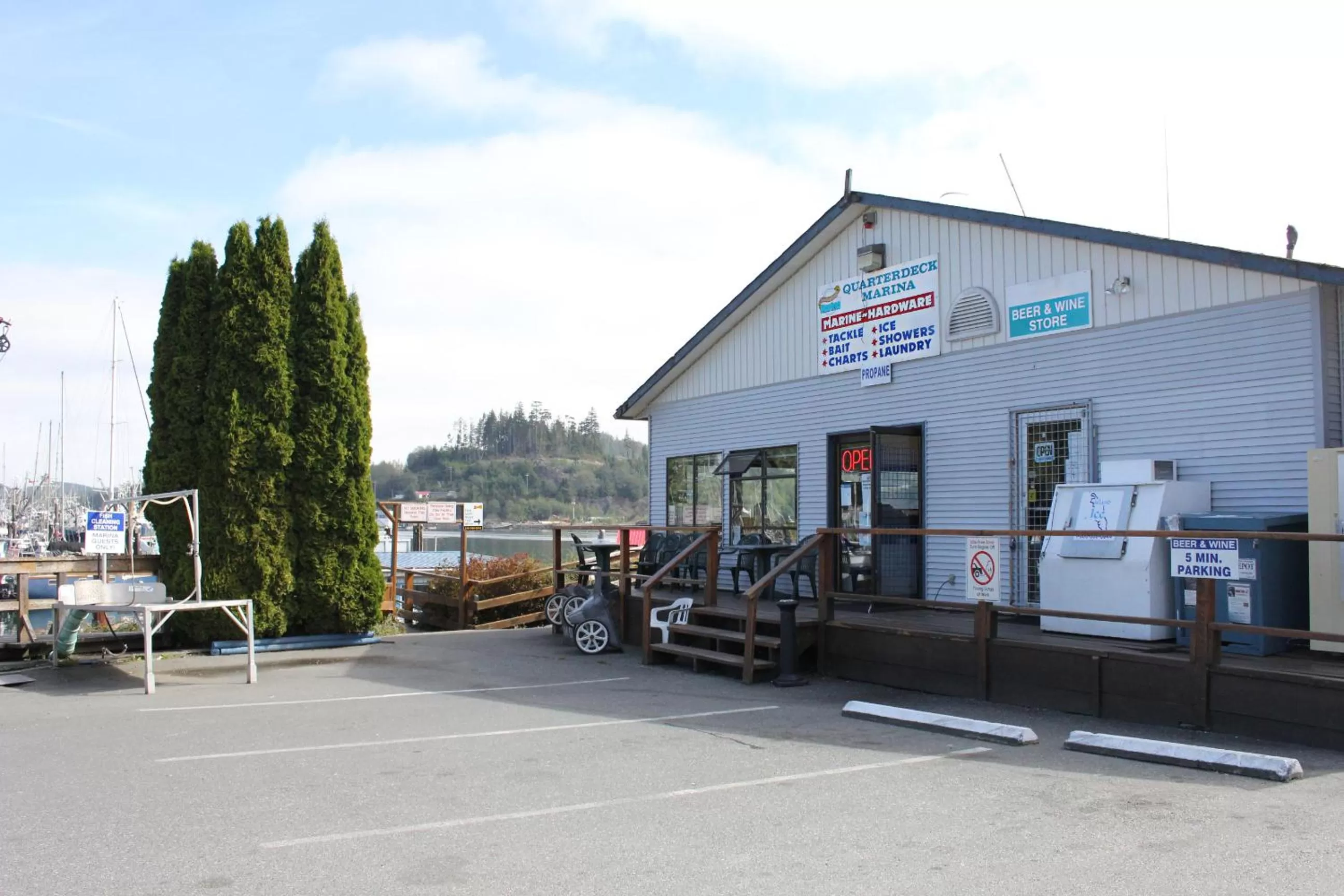 Property building in Quarterdeck Inn Port Hardy