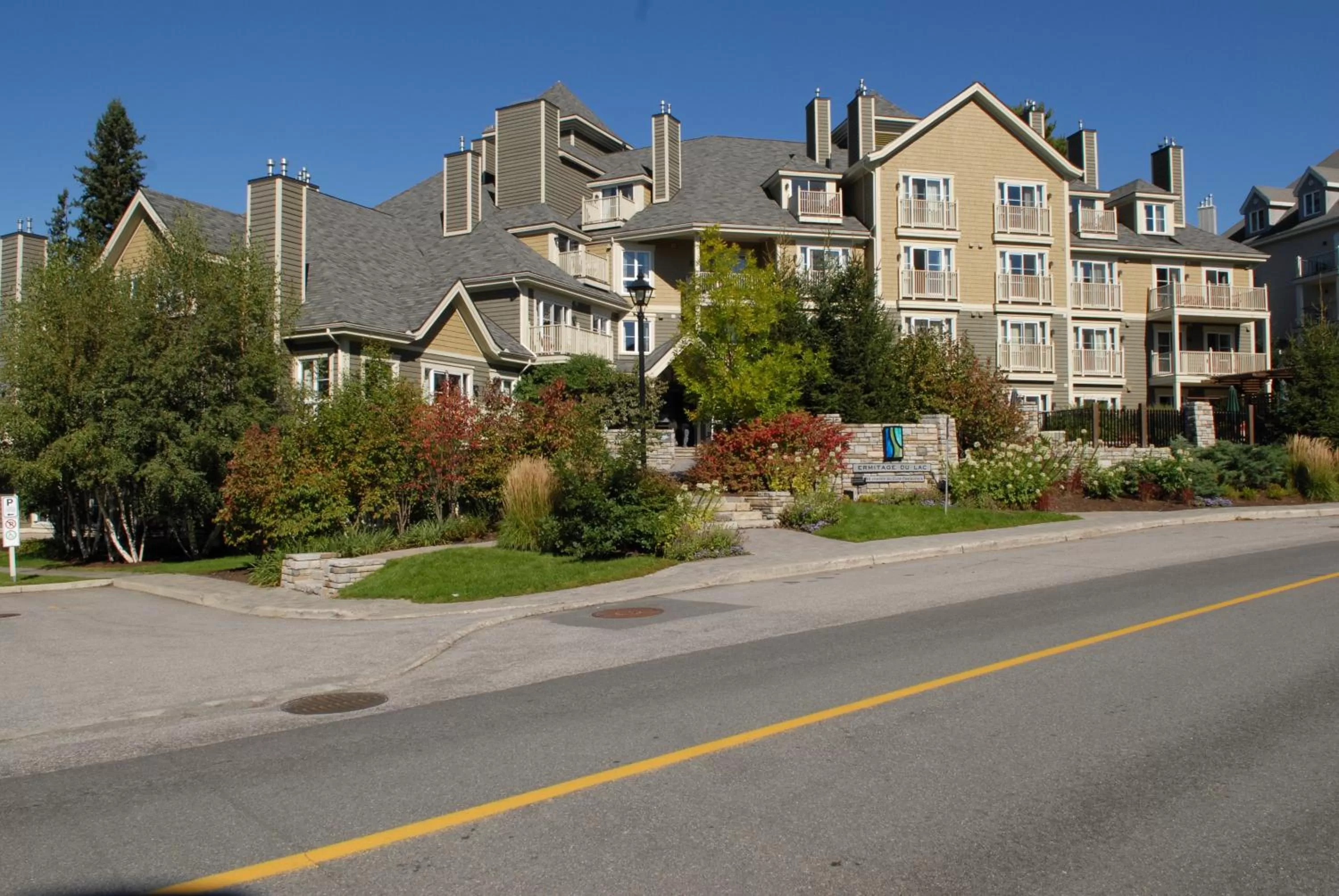 Facade/entrance in Ermitage du Lac