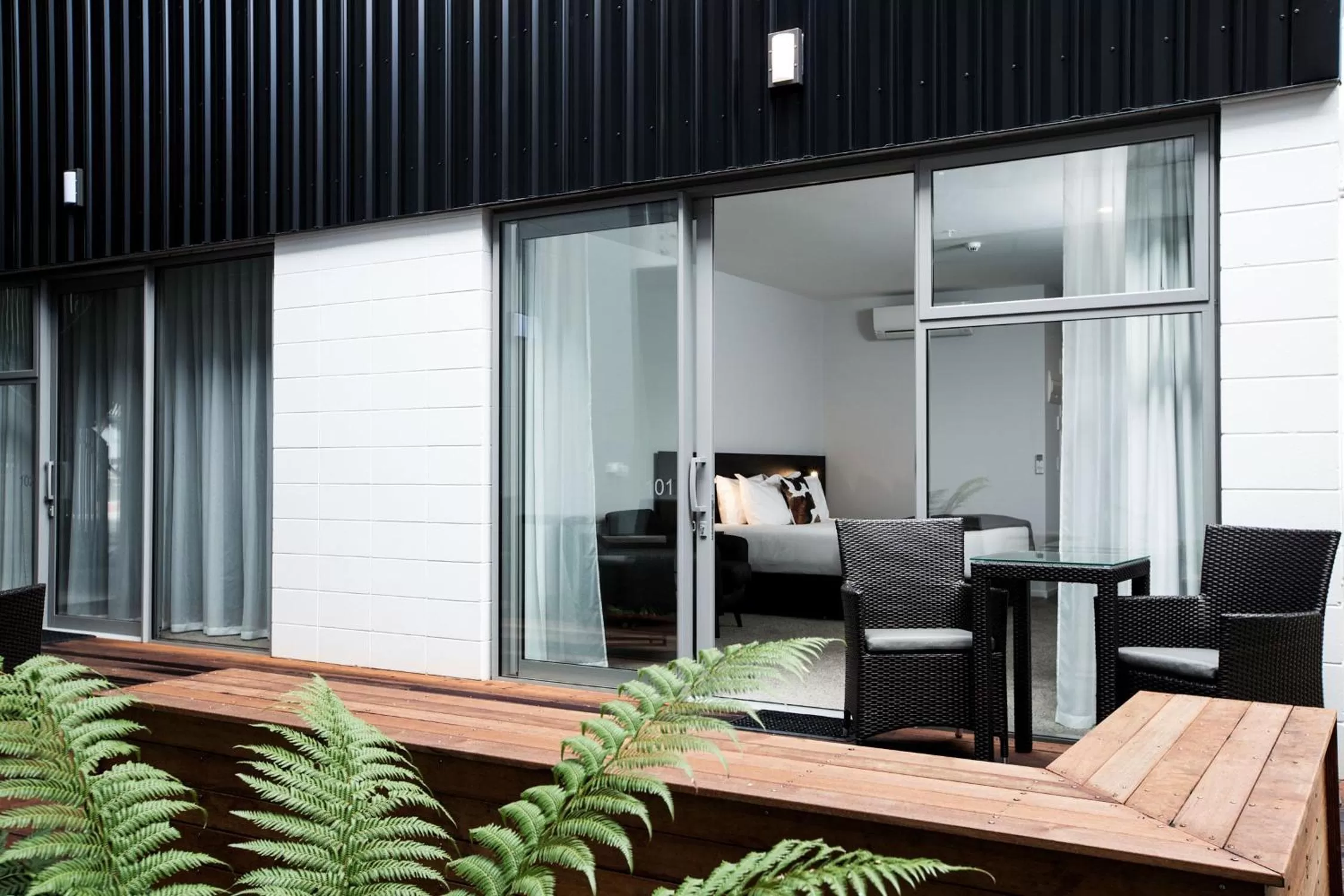 Balcony/Terrace in The Metrotel