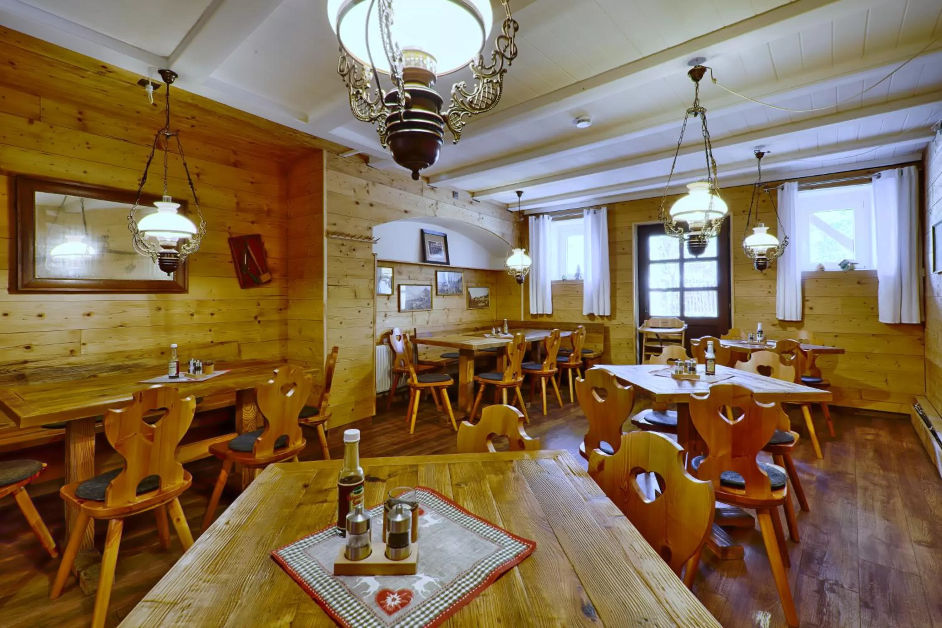 Restaurant/places to eat in Sennerhütte Landhotel