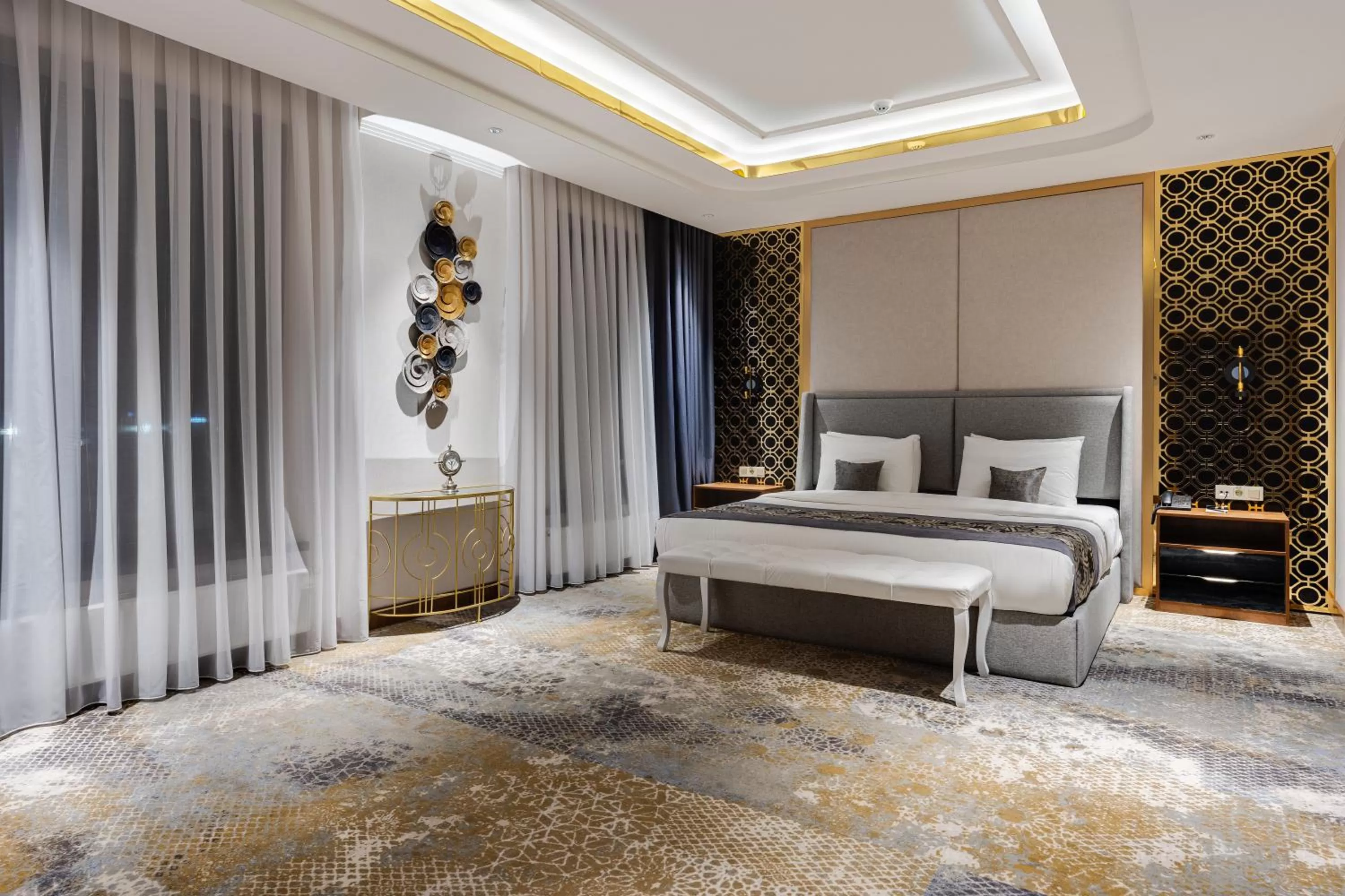 Bed in Shamsan Airport Hotel