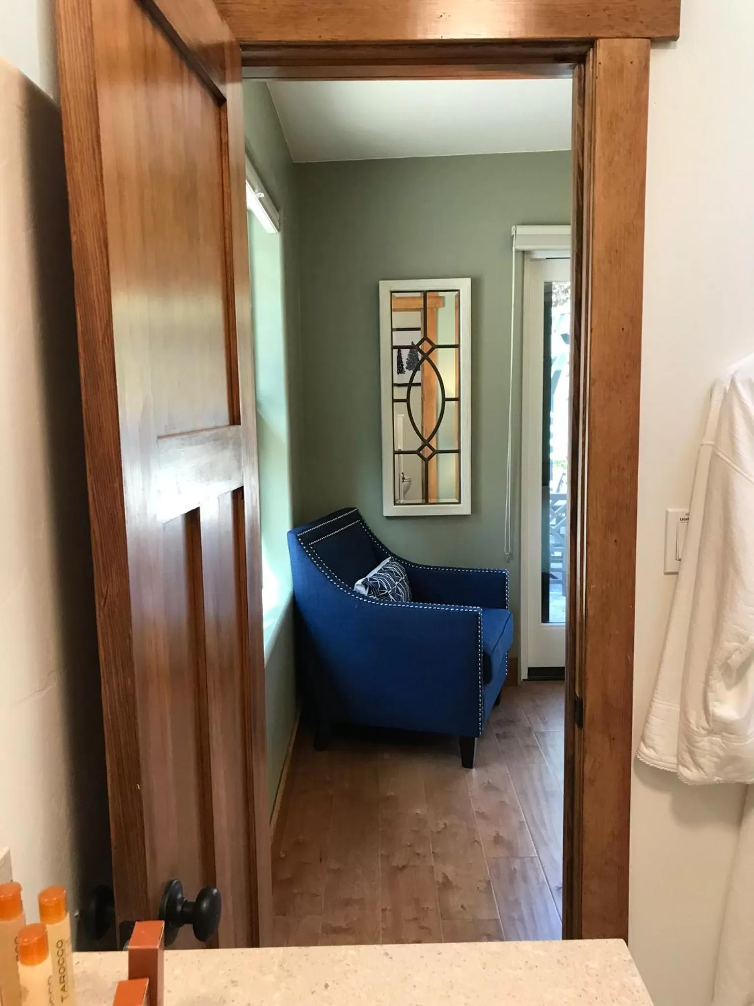 Bed in The Grand Idyllwild Lodge