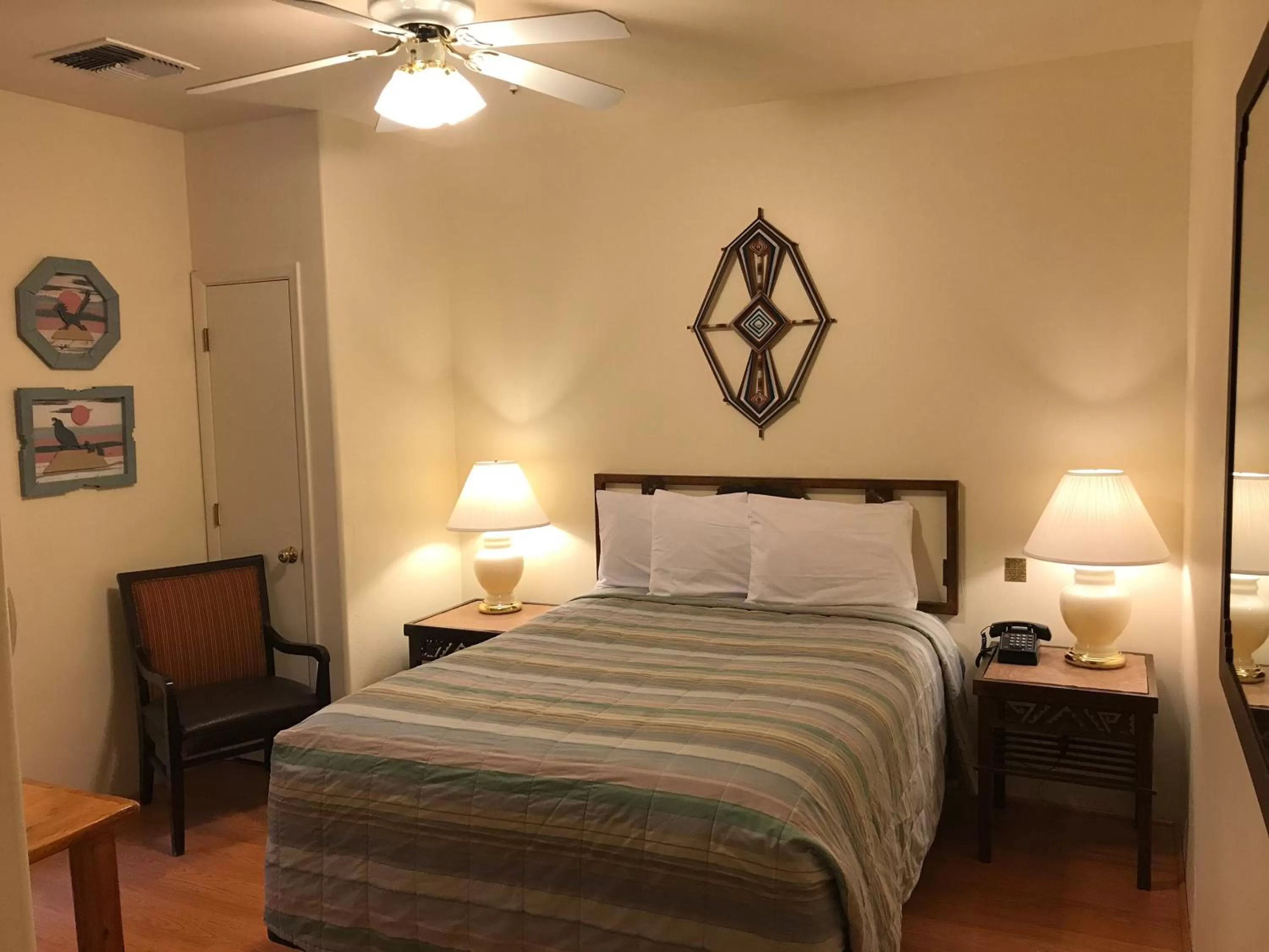 Bed in Sedona Village Lodge