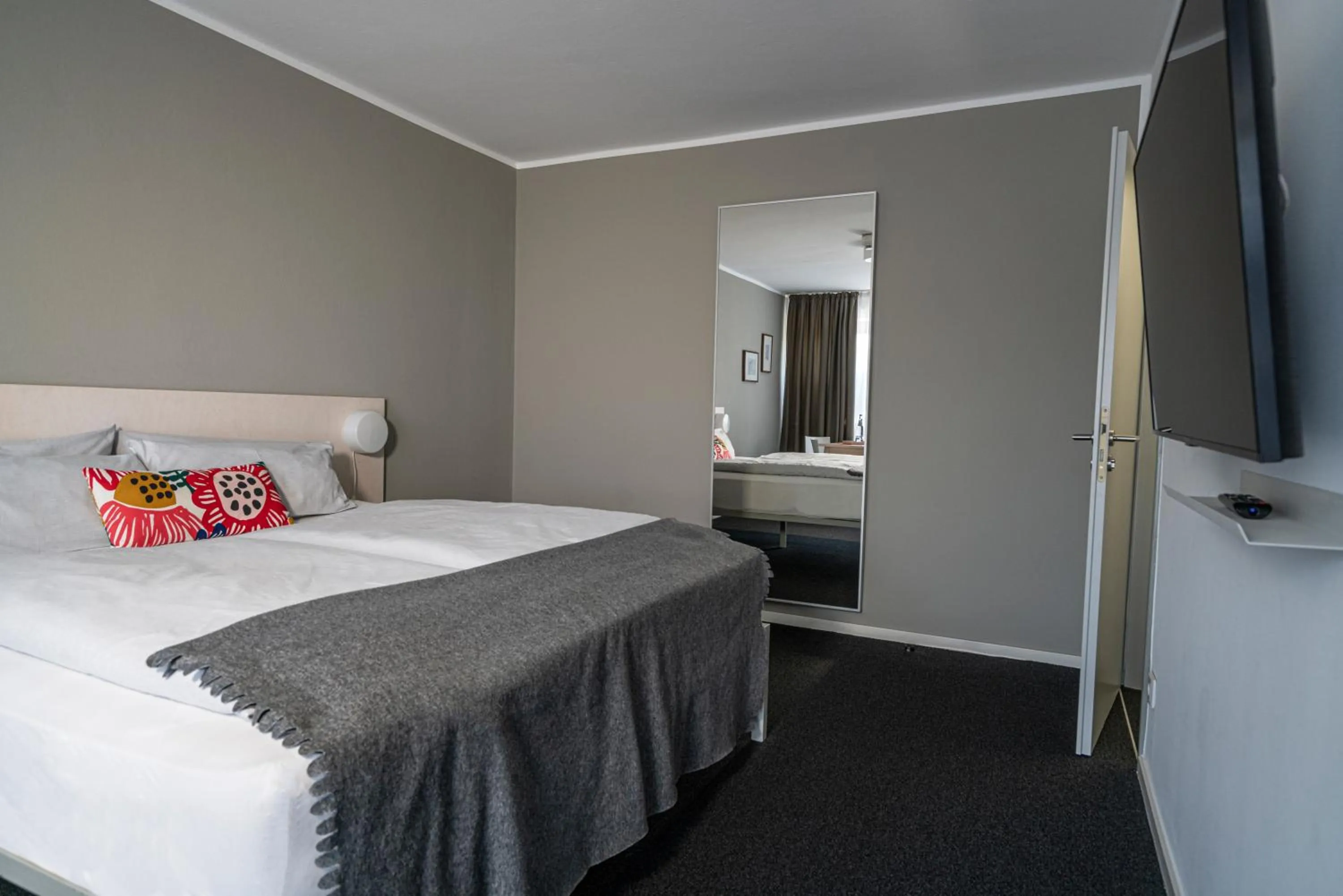 Photo of the whole room, Bed in BIG MAMA Berlin