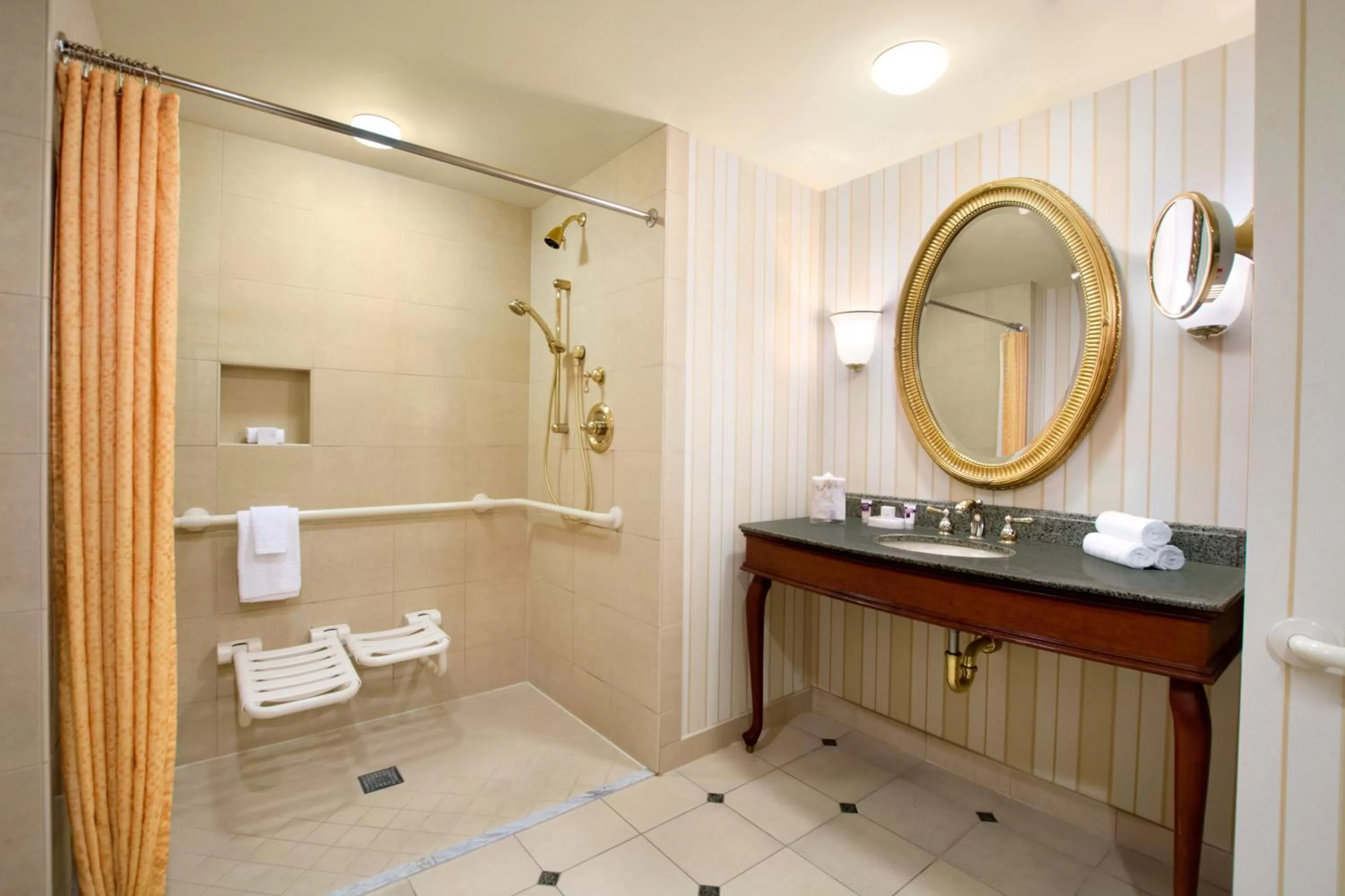 Bathroom in Harrah's Kansas City, A Caesars Destination