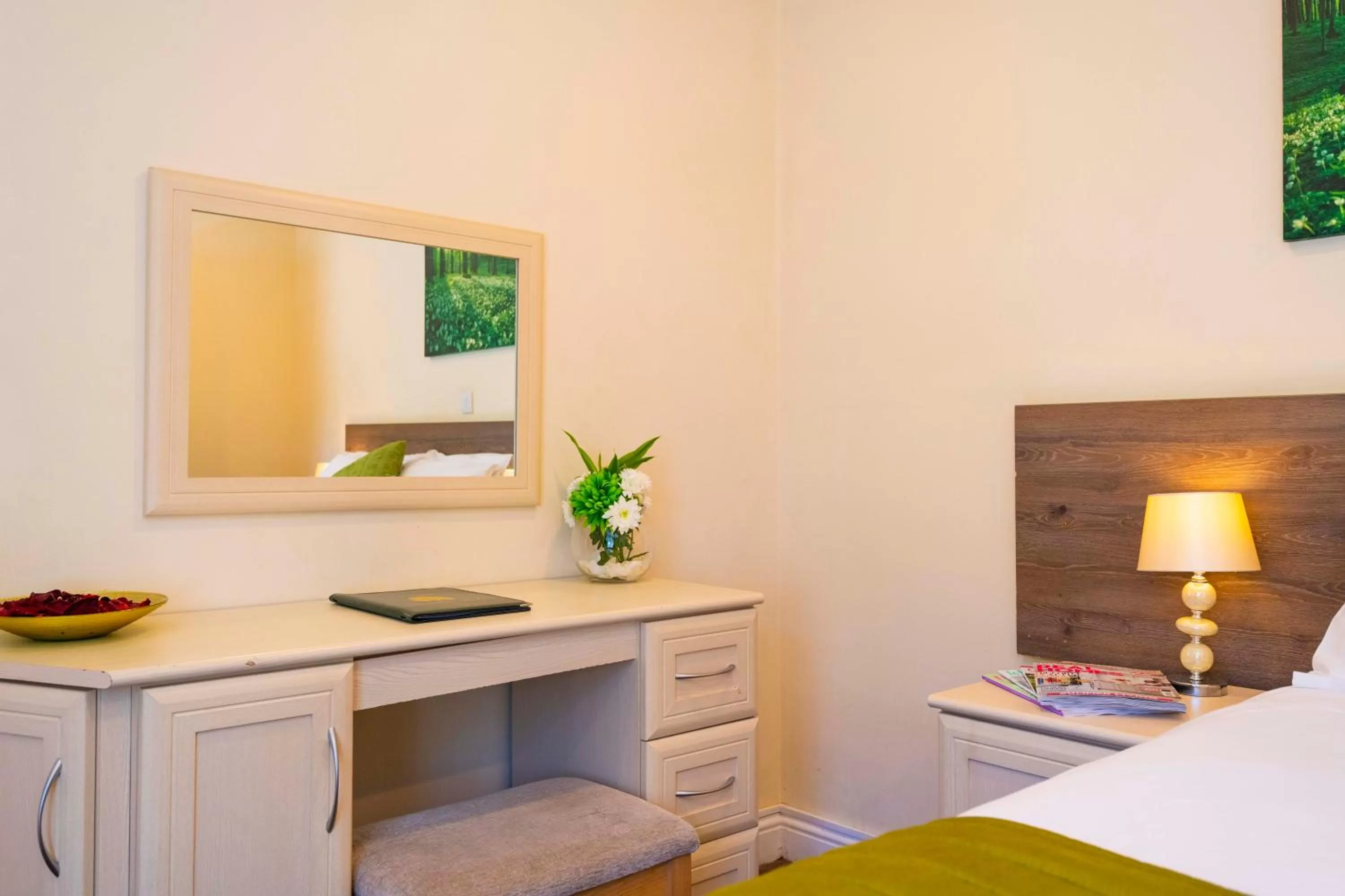 Bedroom, Bed in The Limes Country Lodge Hotel & Admiral Restaurant