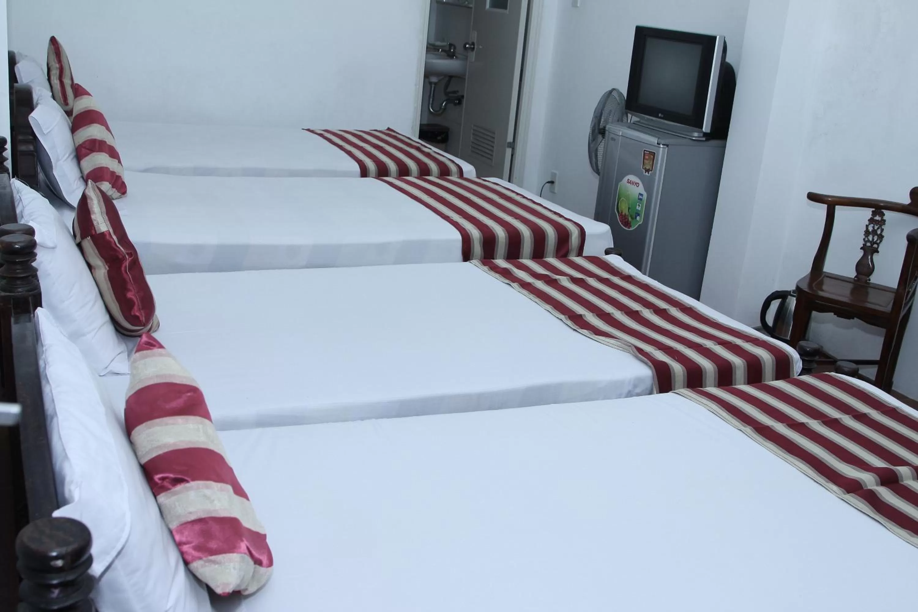 Bed in Hoang Cuong Hotel