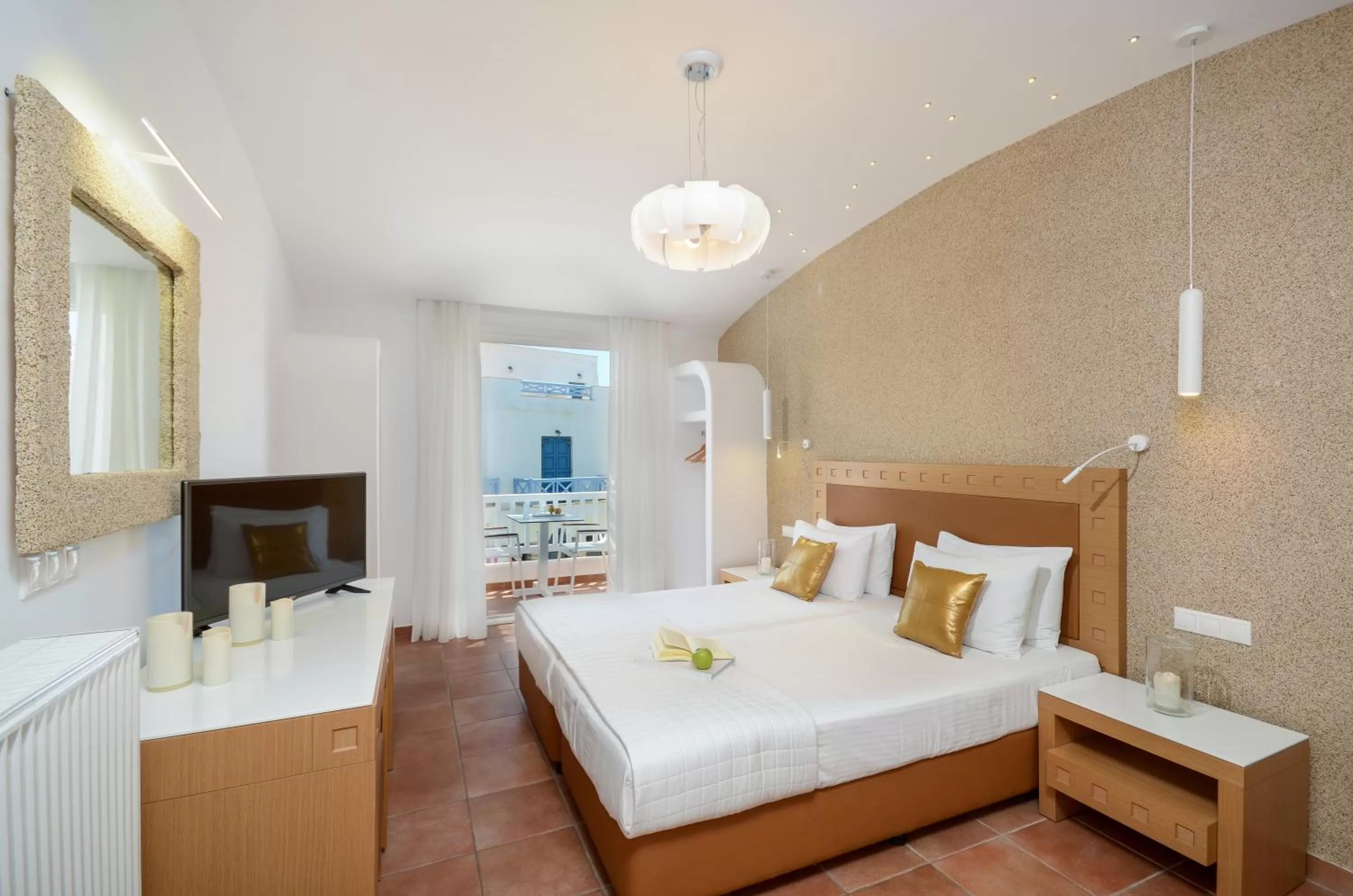 Bedroom, Bed in Adriani Hotel