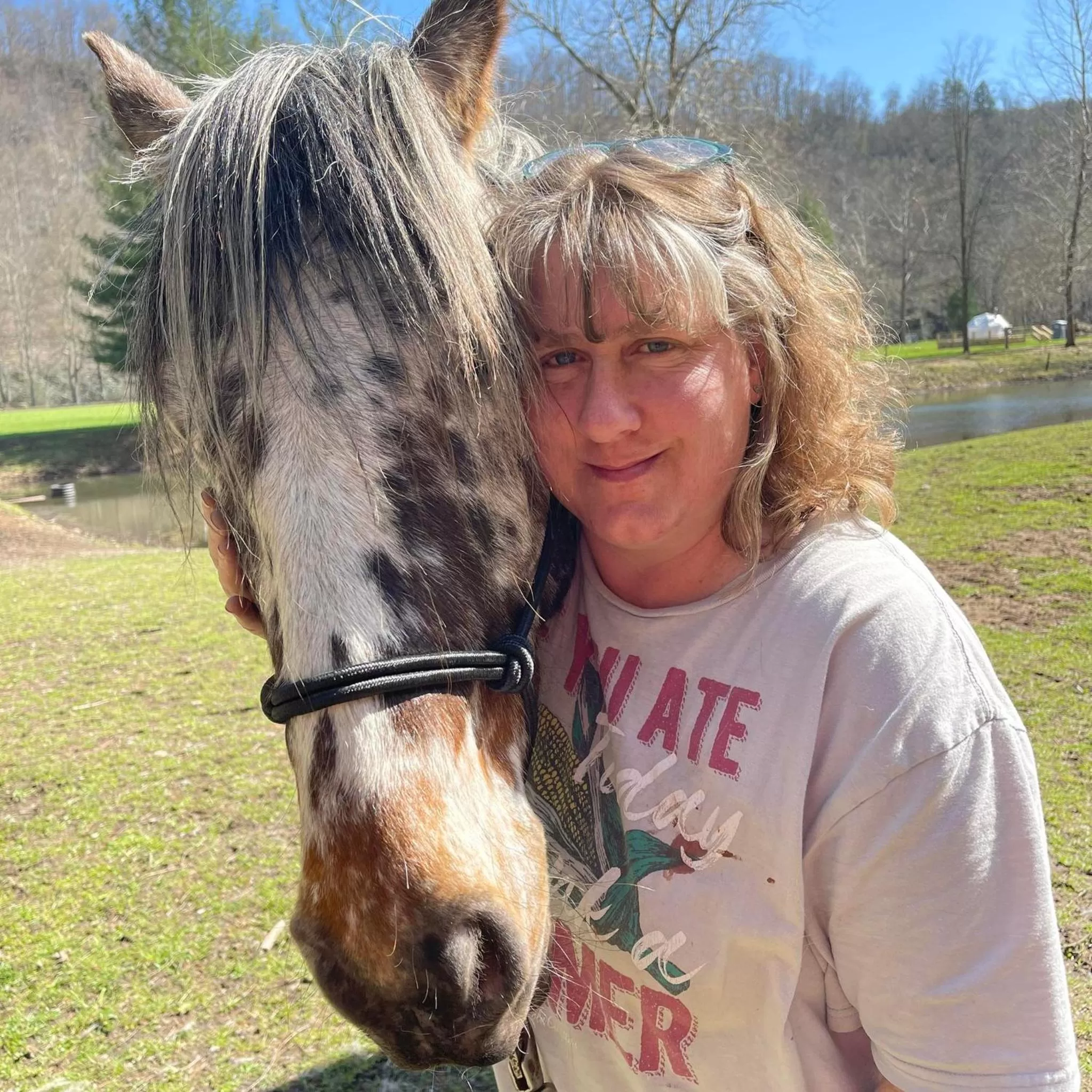 Animals in Laurel River Club Bed & Breakfast or LRCBNB