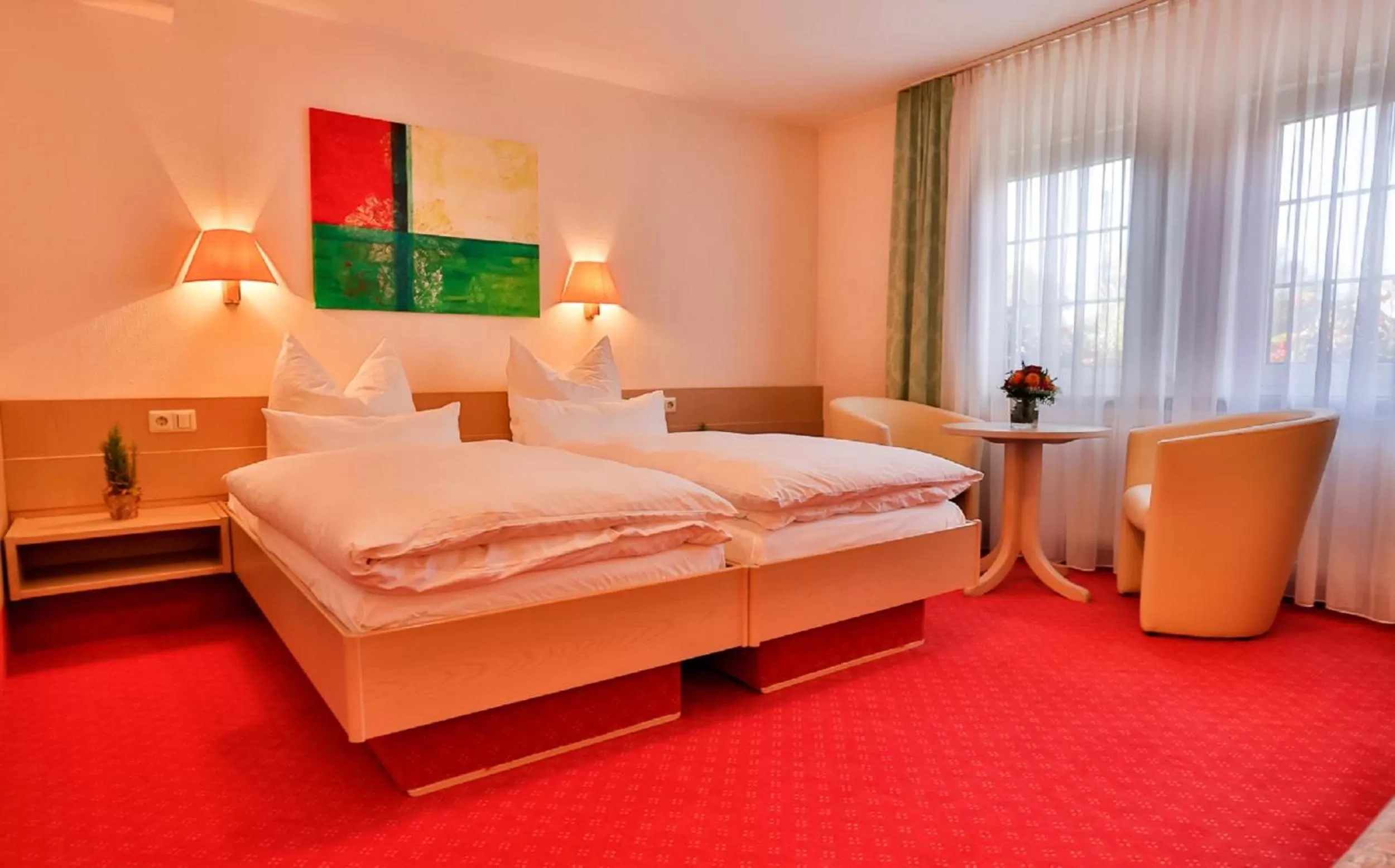 Photo of the whole room, Bed in Mayers Waldhorn - zwischen Reutlingen und Tübingen