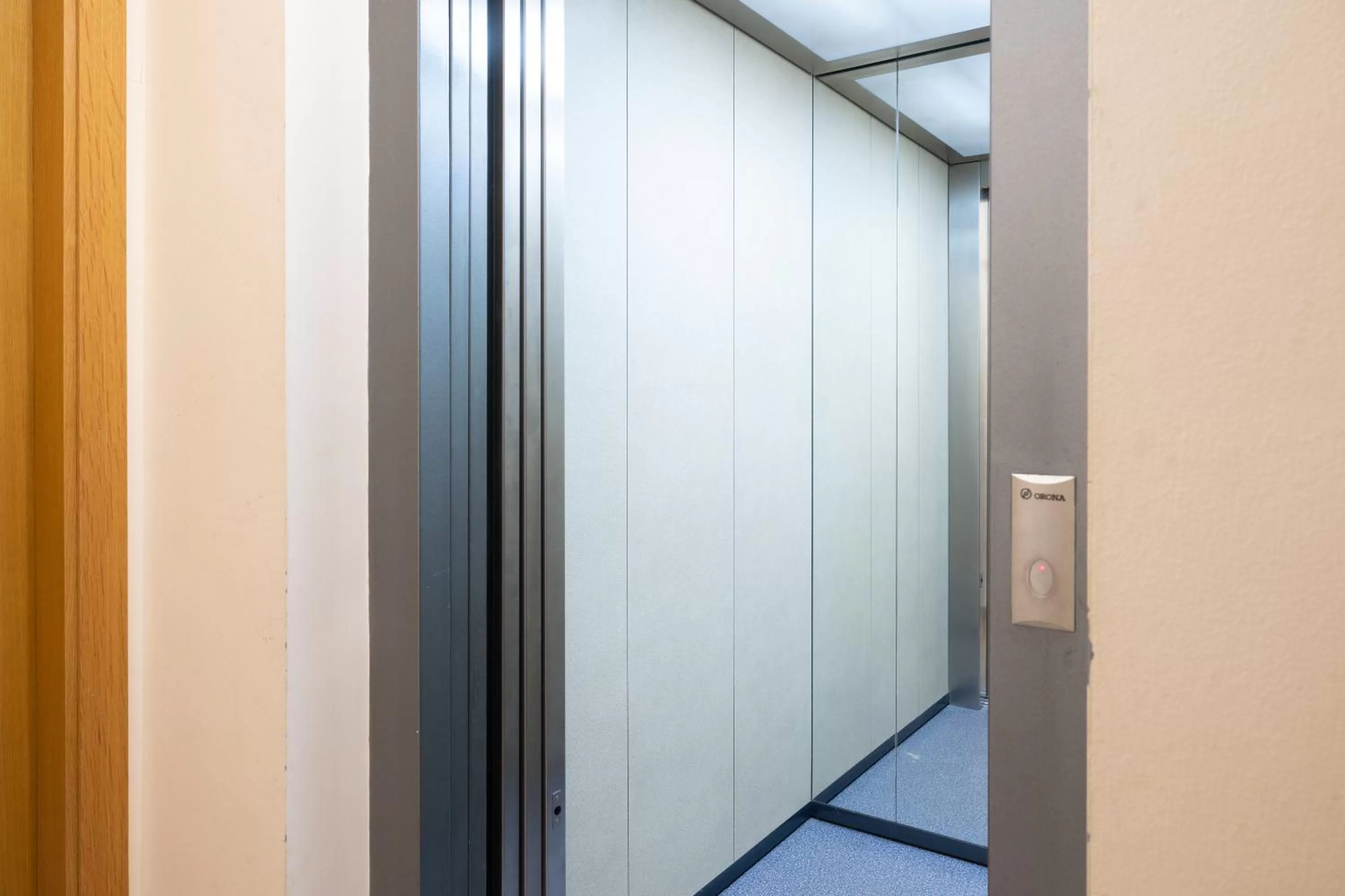 TV/Entertainment Center in Barri Antic Cambrils