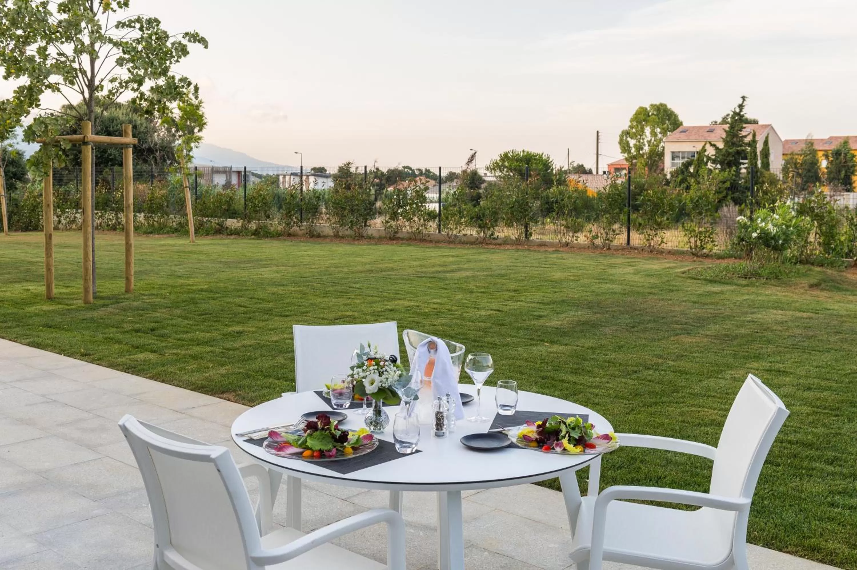 Restaurant/places to eat in Mercure Hotel & Spa Bastia Biguglia