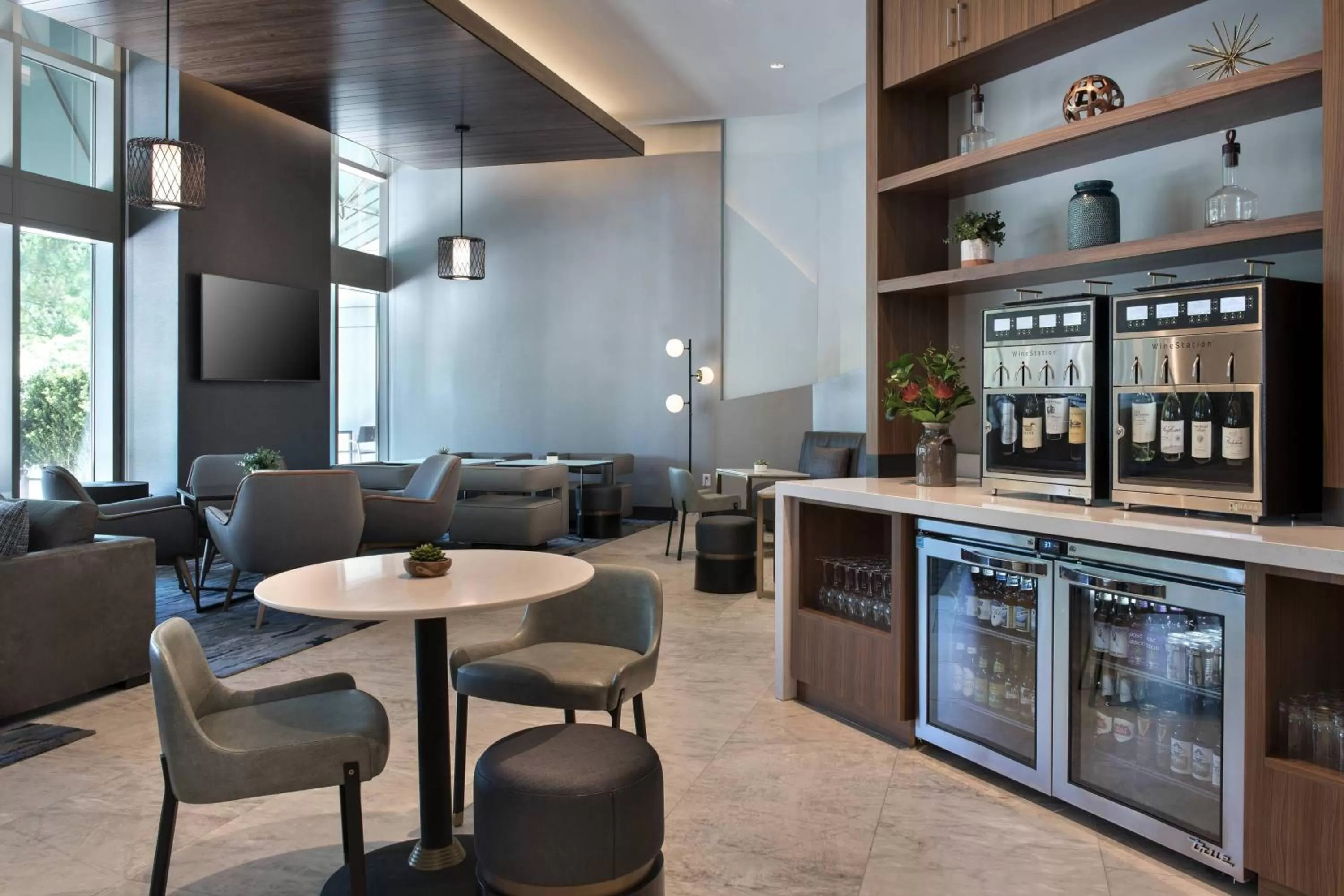 Lounge or bar in Bethesda North Marriott Hotel & Conference Center