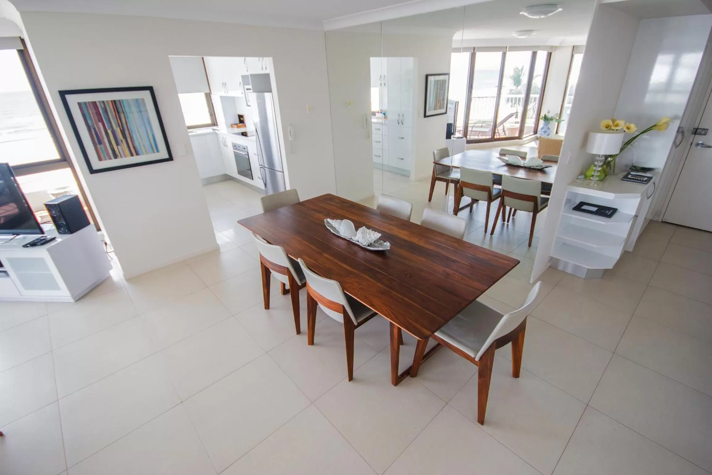 Dining Area in Albatross North Apartments