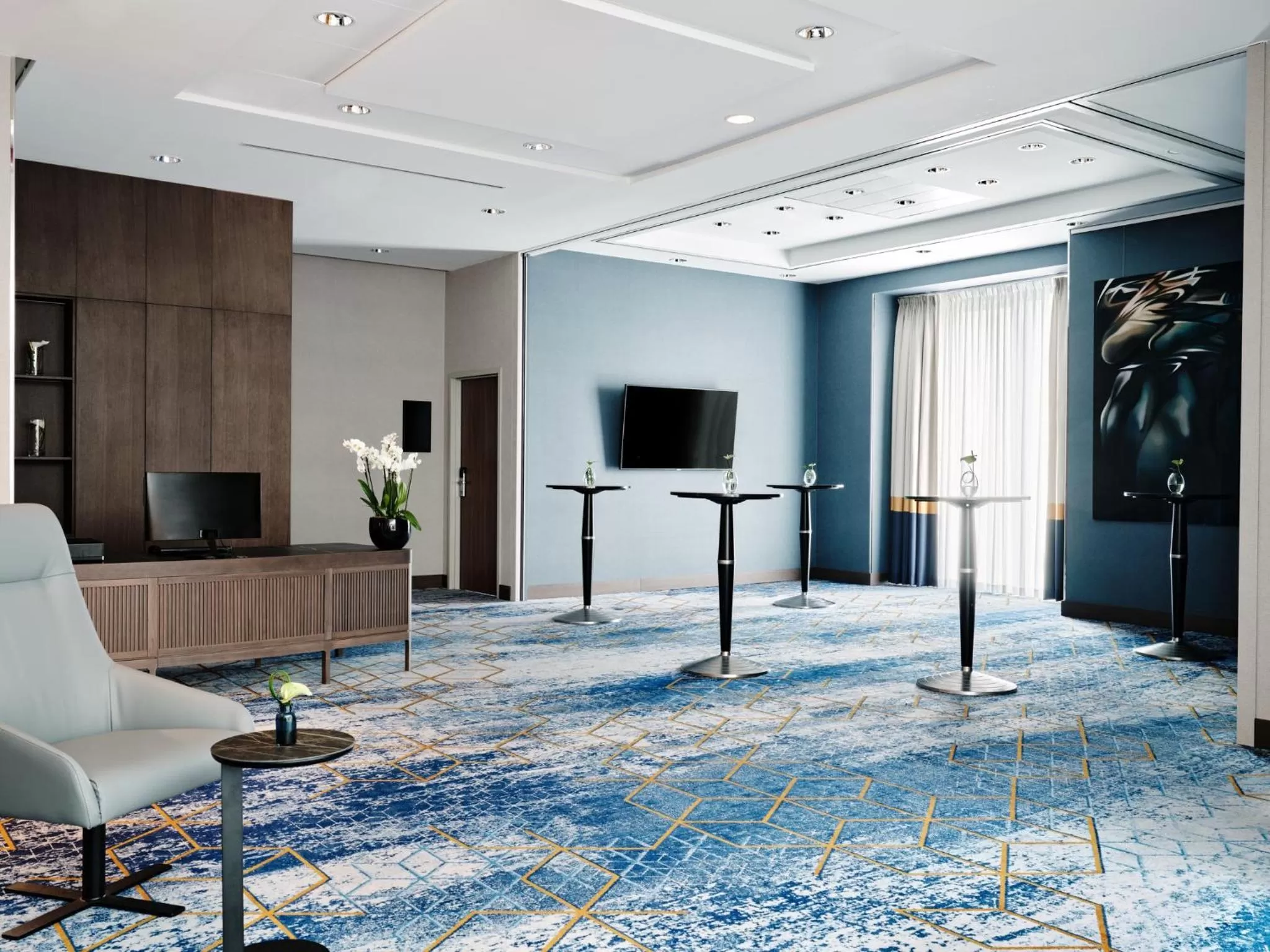 Meeting/conference room in InterContinental Warszawa by IHG