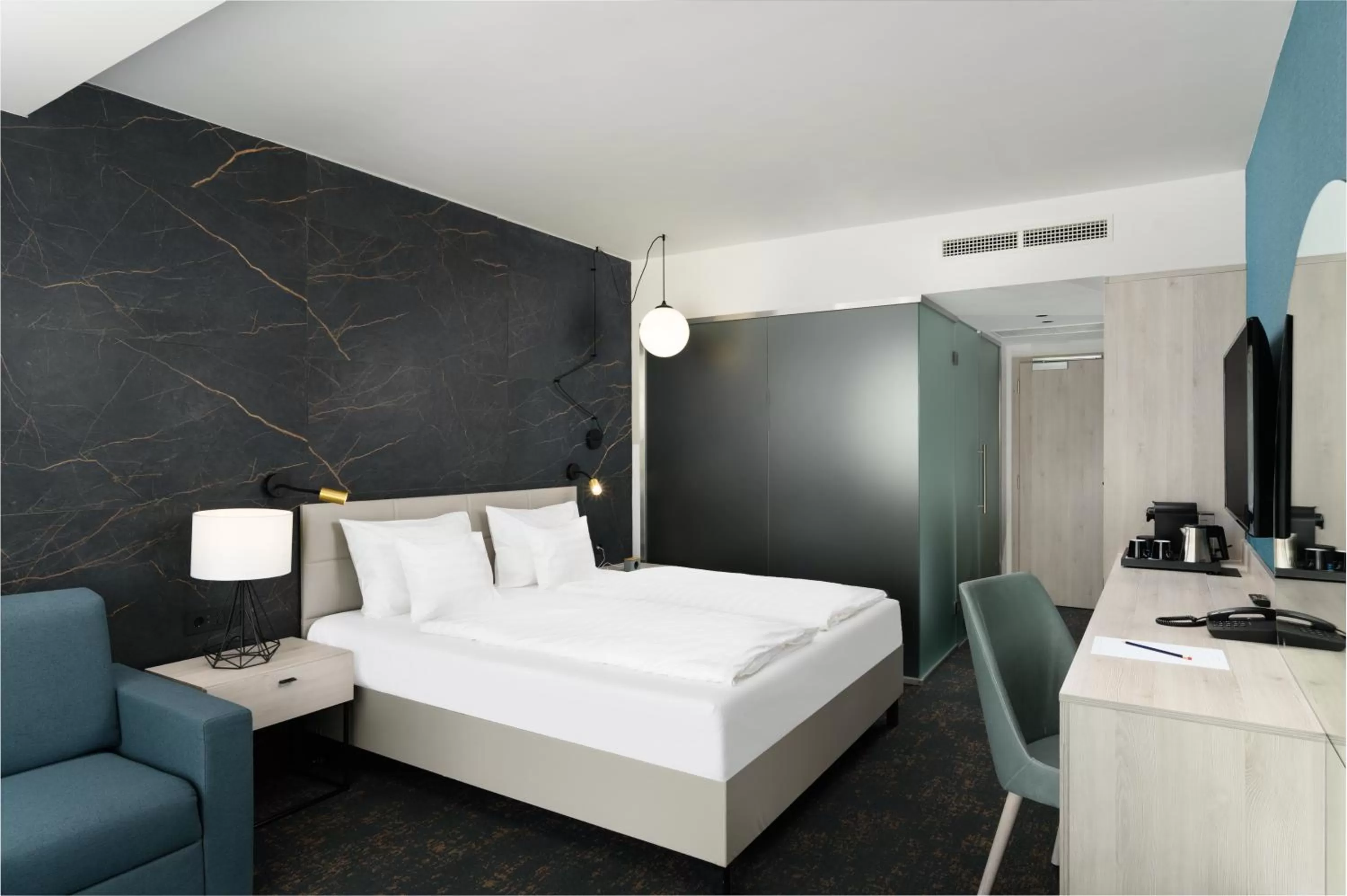 Bedroom, Bed in Mercure Tokaj Center