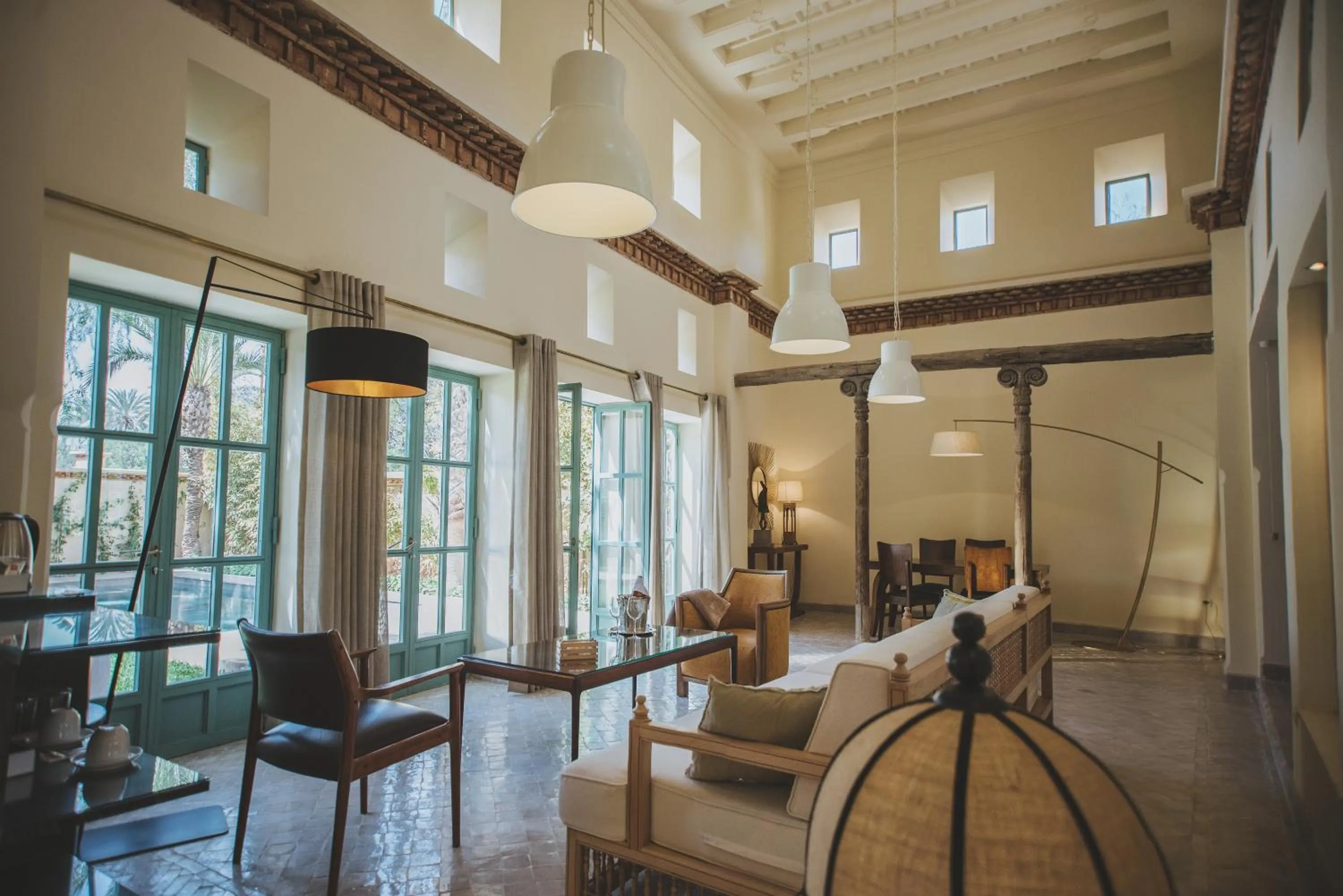 Seating area in Les Deux Tours