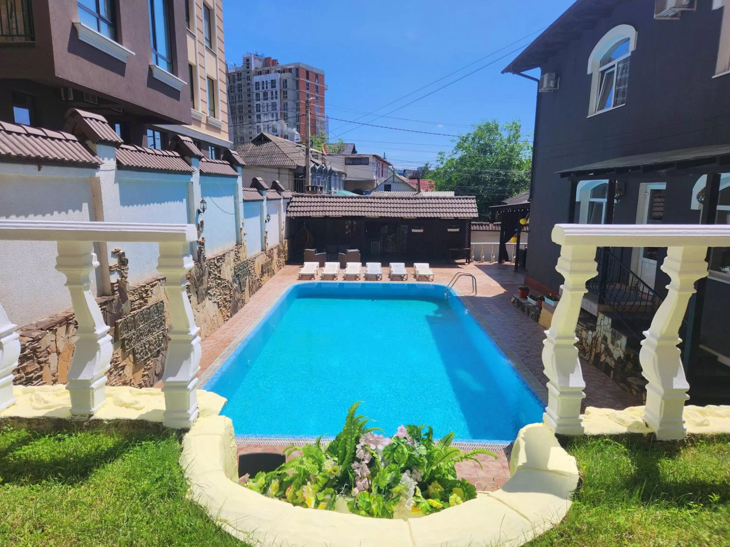 Shadow Boutique Hotel & SPA