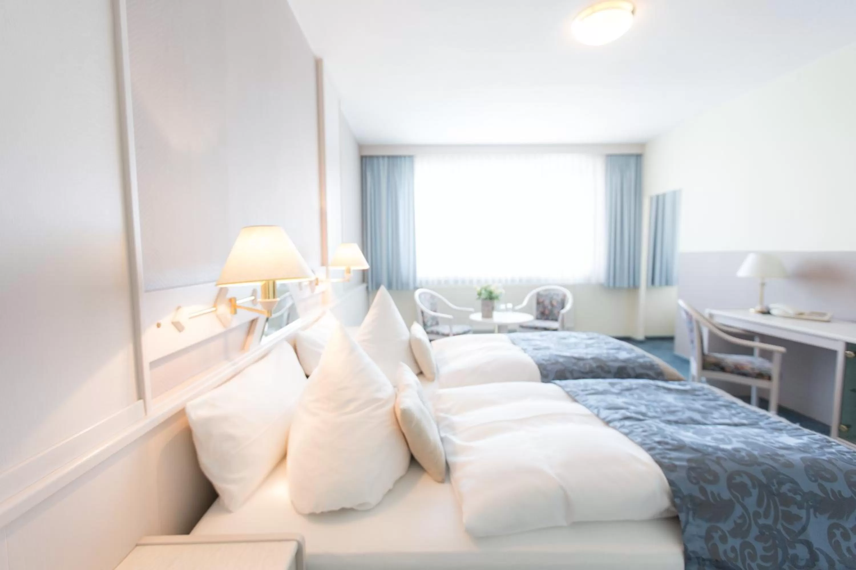 Day, Bed in Hotel Kristall