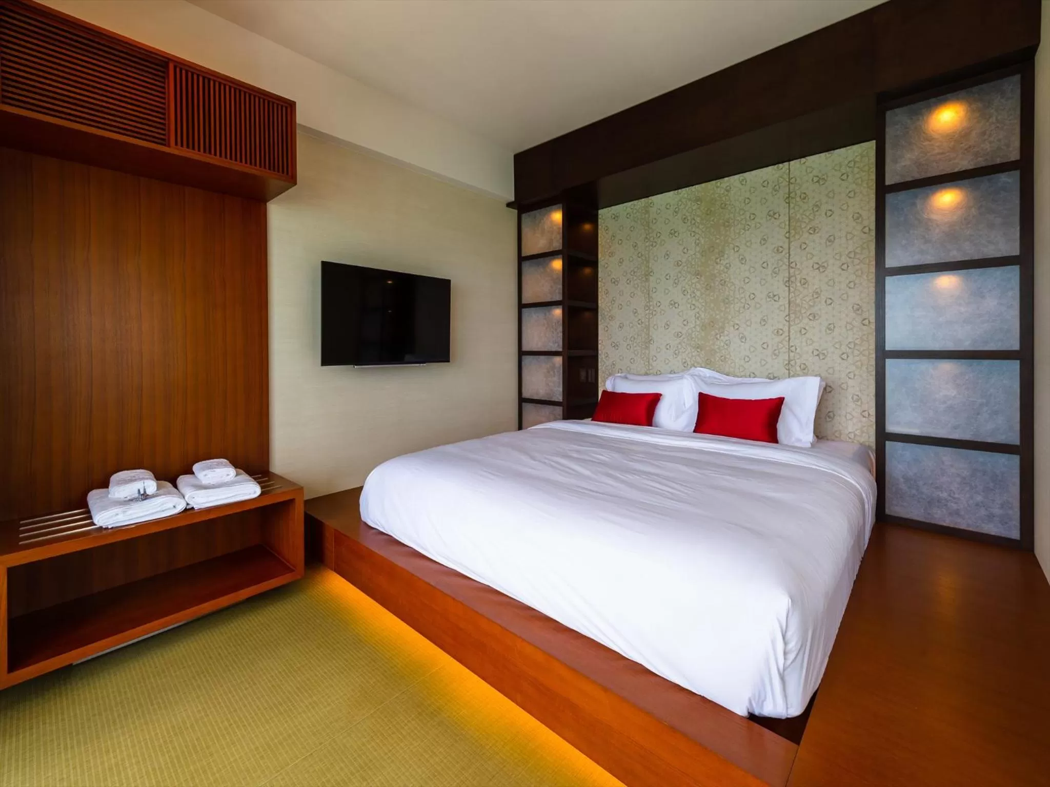 Bed in oile by DSH Resorts