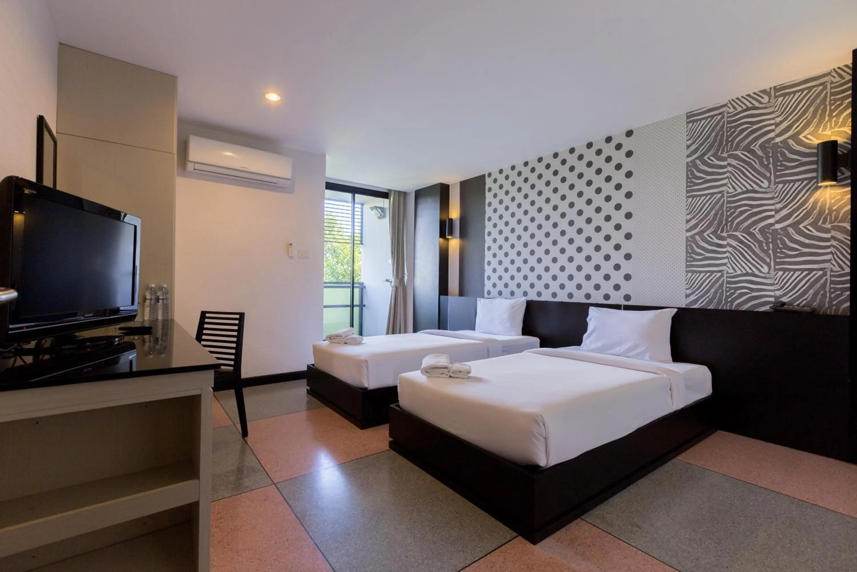 Bedroom, Bed in Pen Ta Hug Hotel