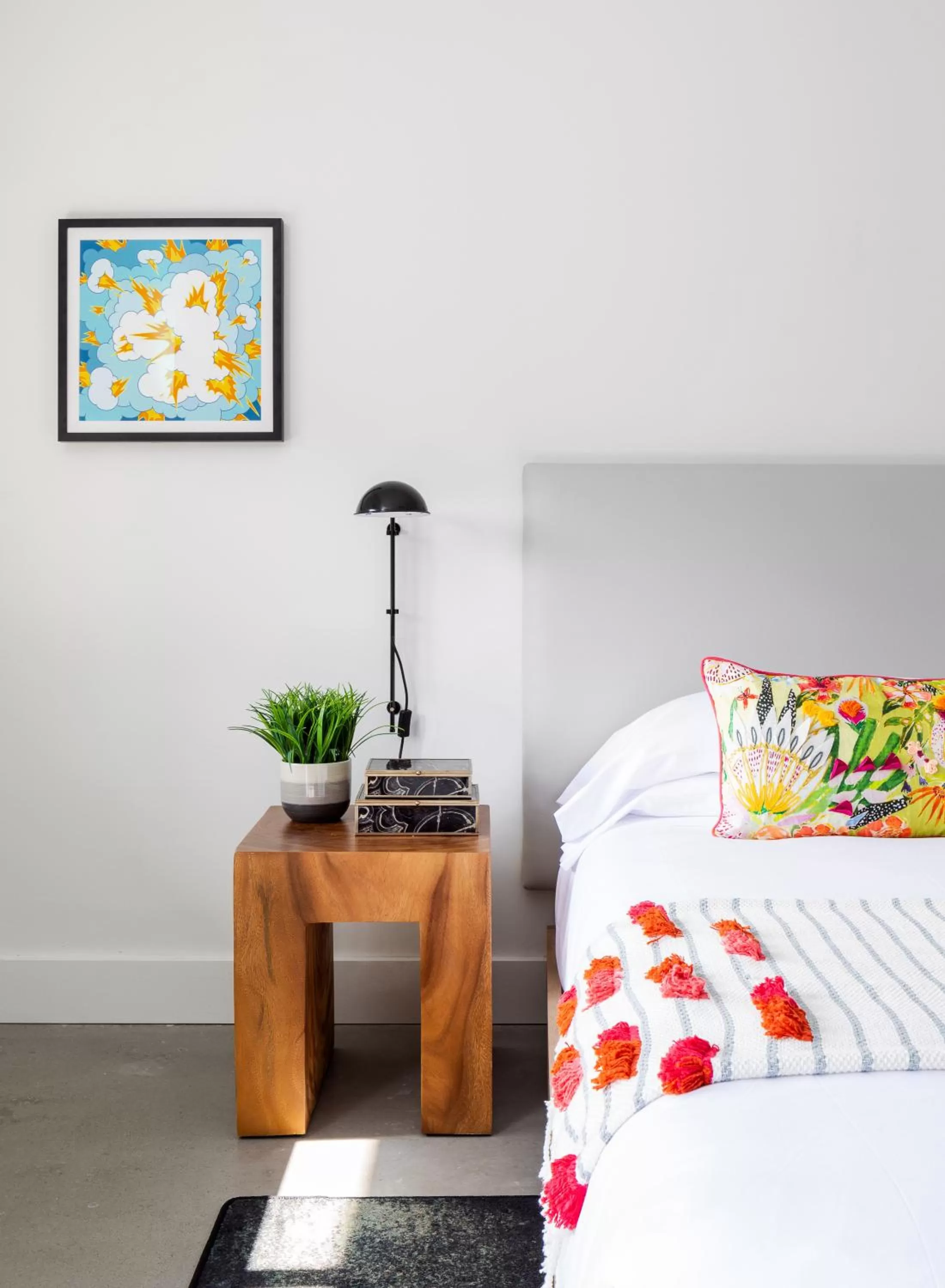 Bedroom, Bed in Bluebird Spa City Motor Lodge