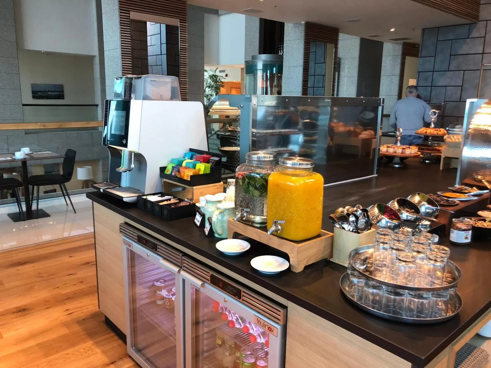 Buffet breakfast in Herbert Samuel Okeanos Suites Herzilya