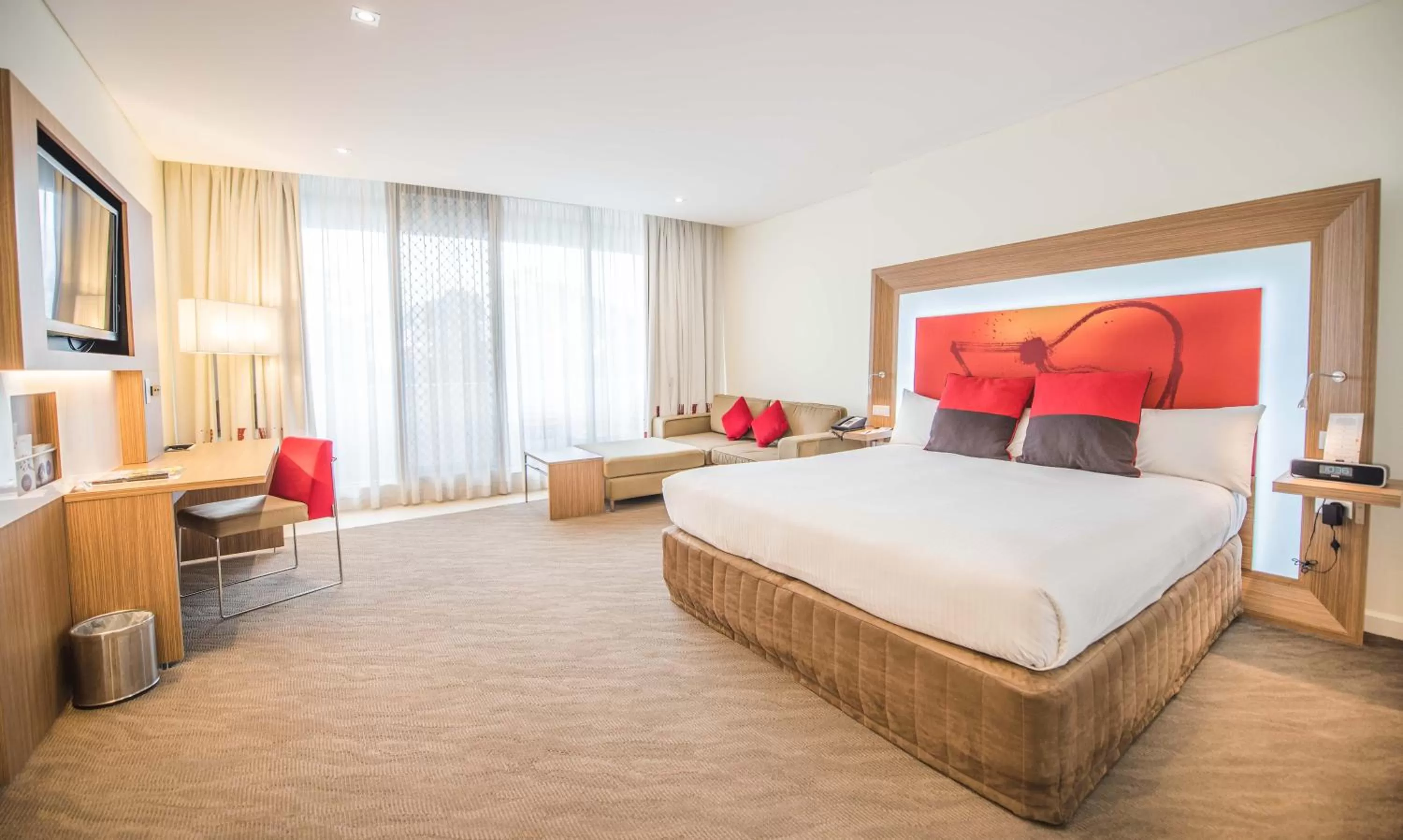 One-Bedroom Apartment with King Bed in Novotel Sydney West HQ