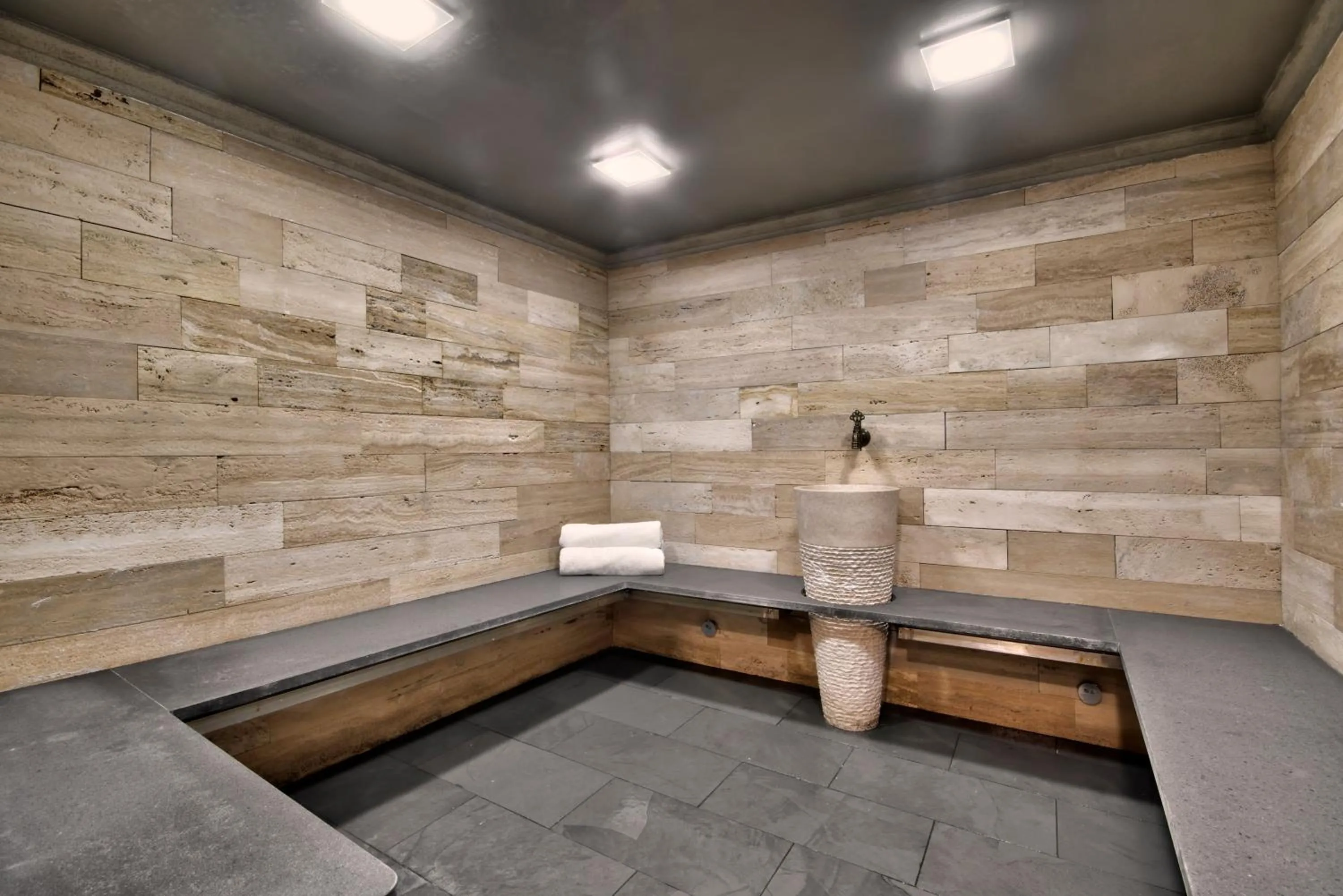 Sauna in Palazzo Consiglia - IK Collection