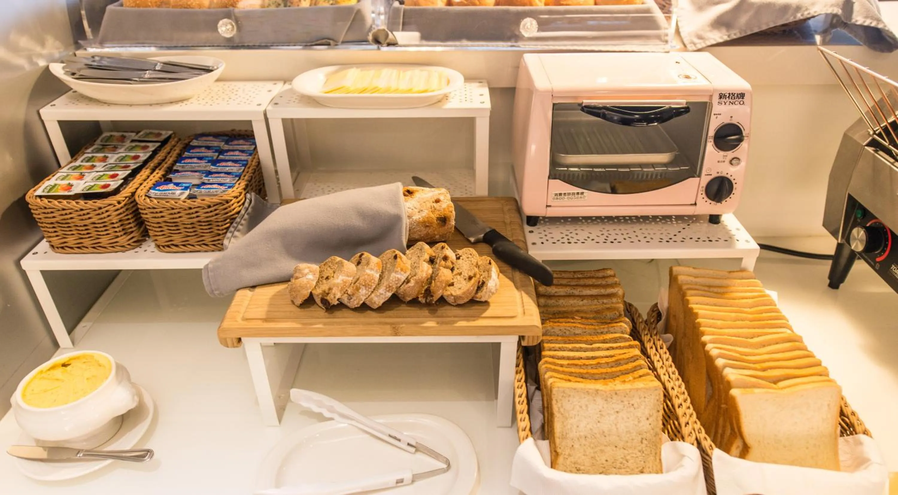 Food and drinks in Forward Hotel Taipei Nangang