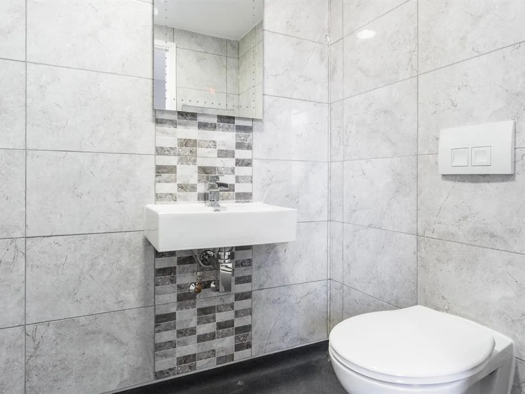 Bathroom in Blue Star House