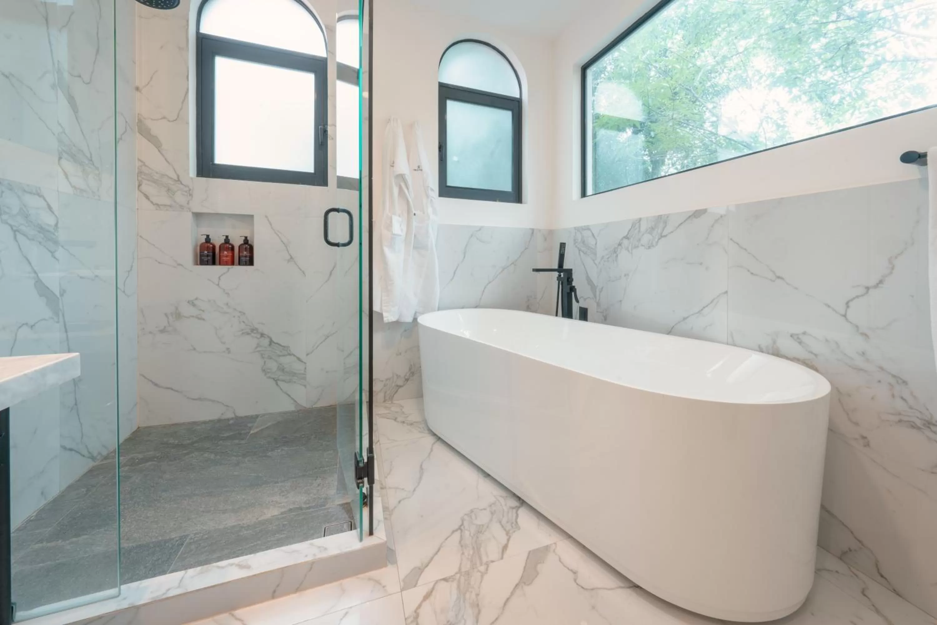 Shower in Orchid House Mexico City