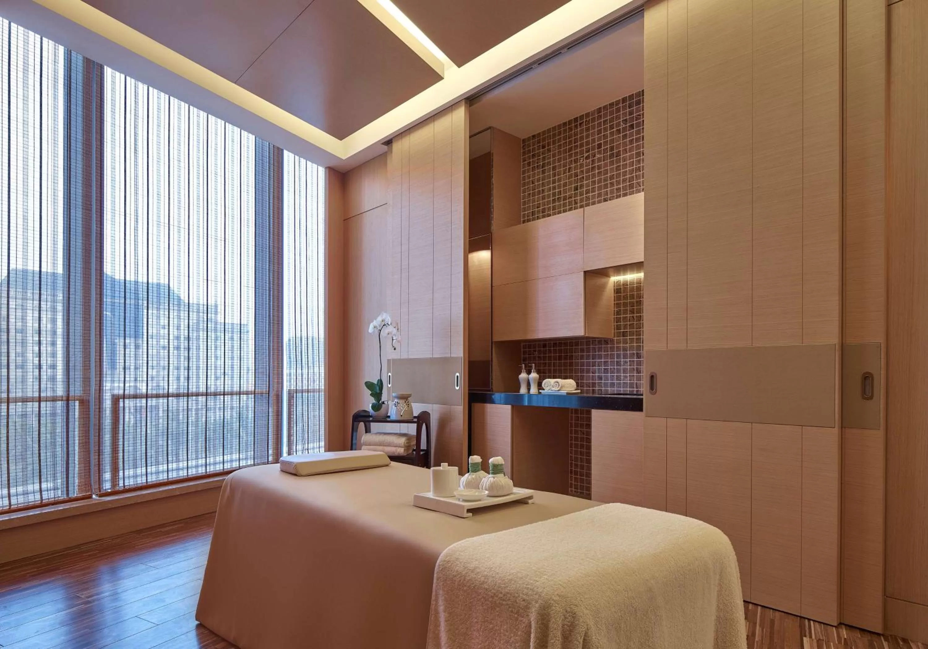 Sports, Bed in Hilton Haikou