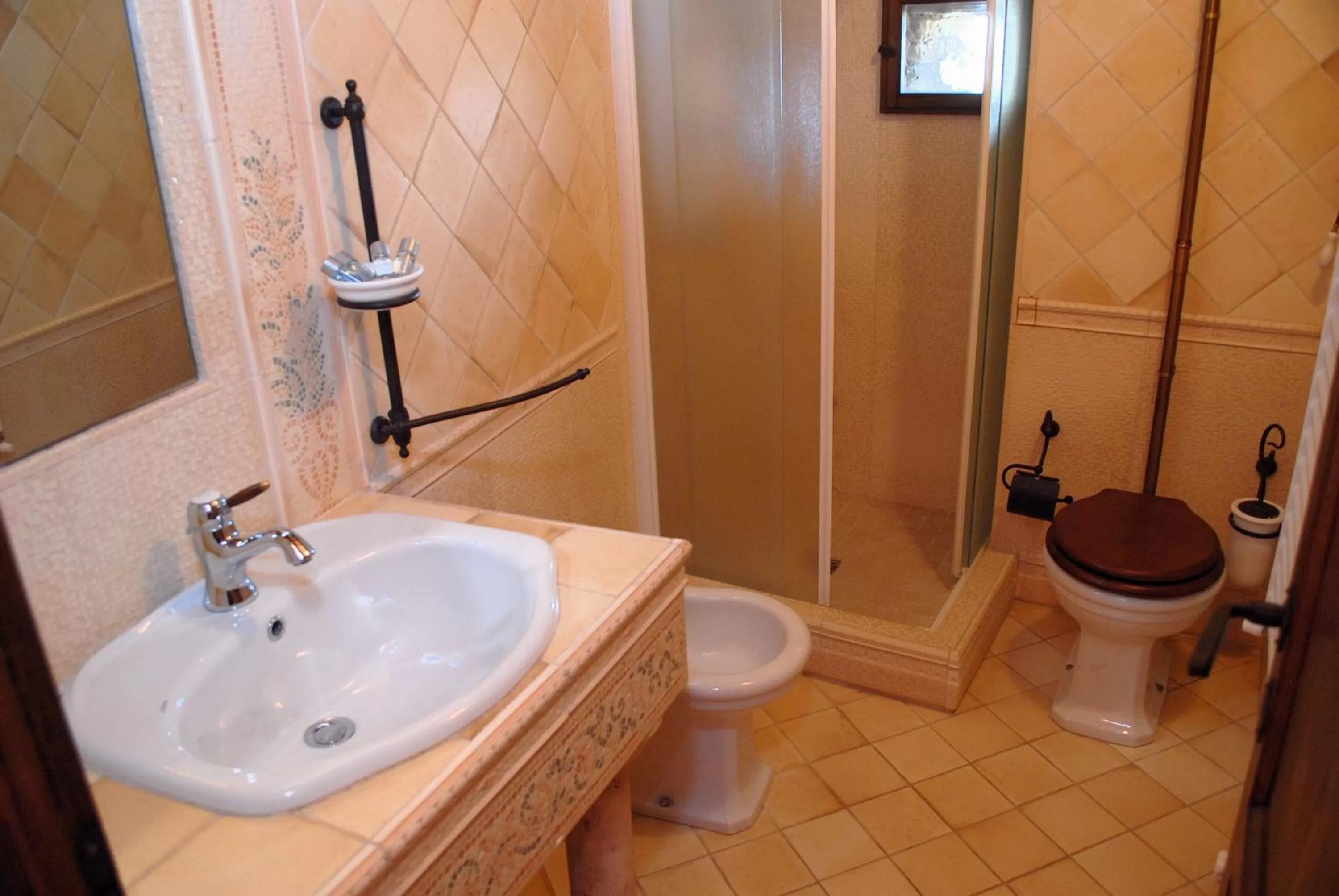 Bathroom in Castello Di Giomici