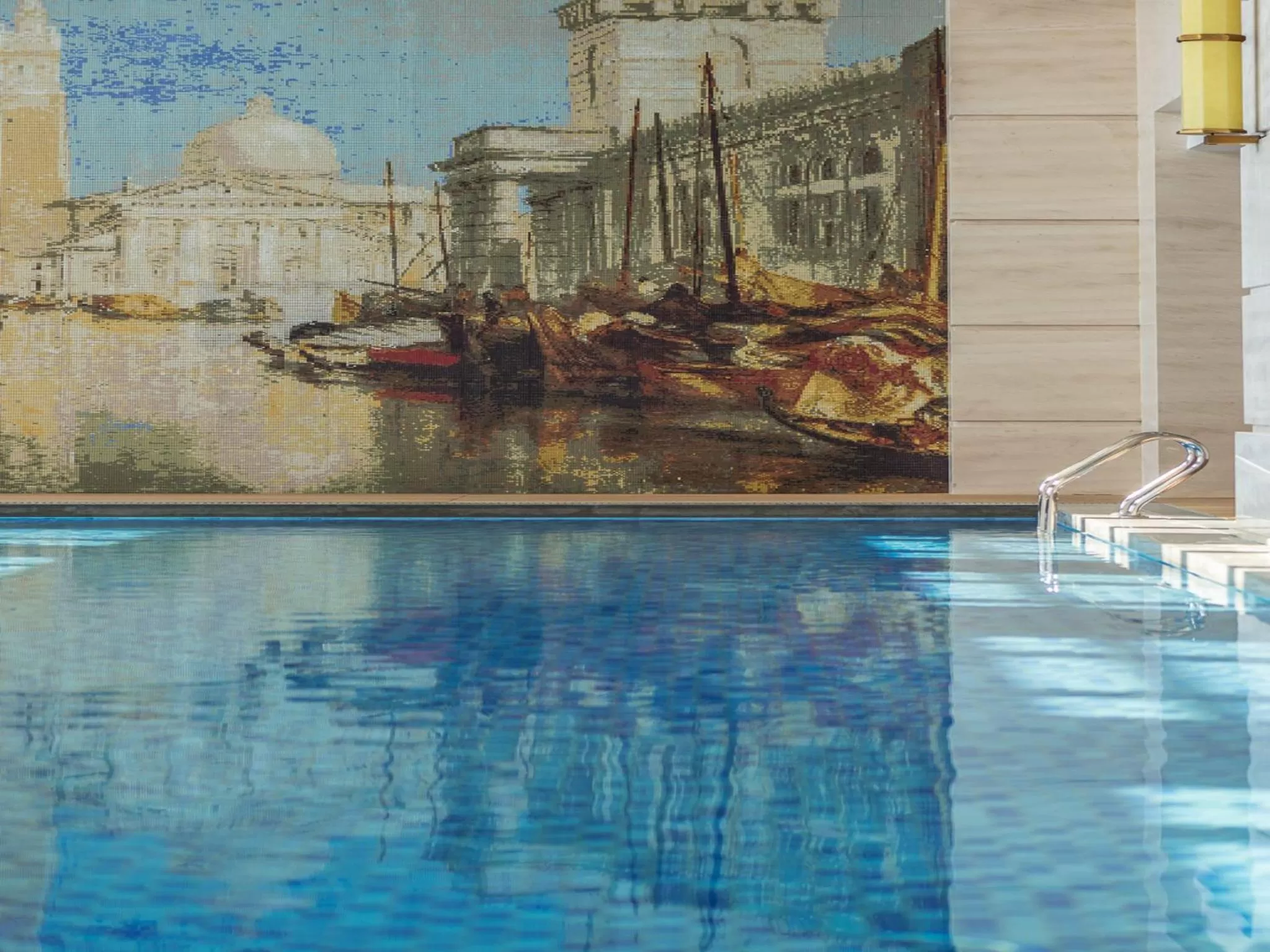 Swimming pool in Residence G Nanshan