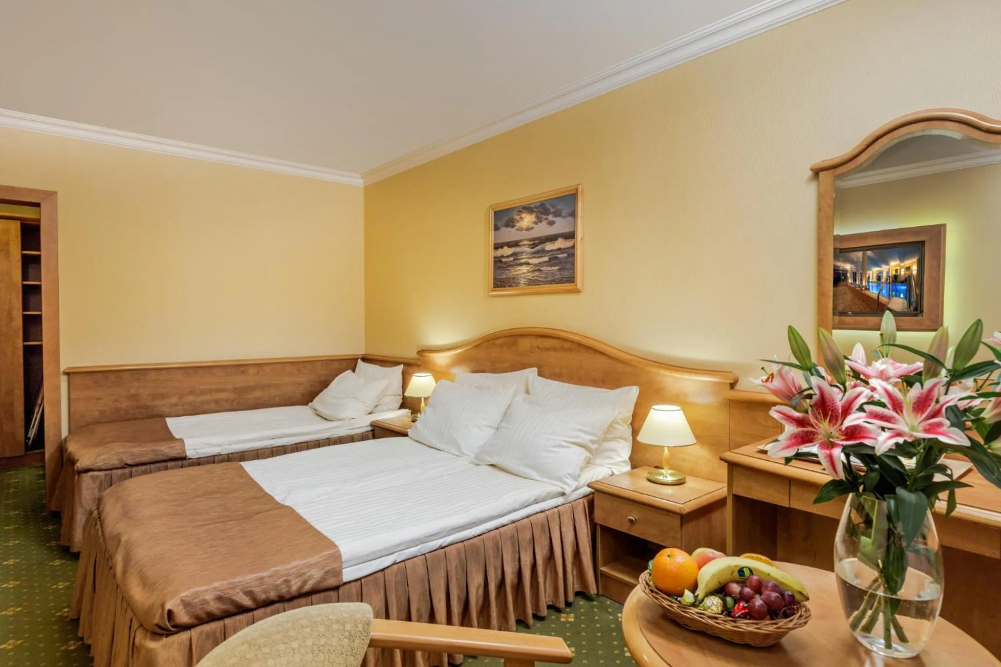 Photo of the whole room in Hotel Polaris III