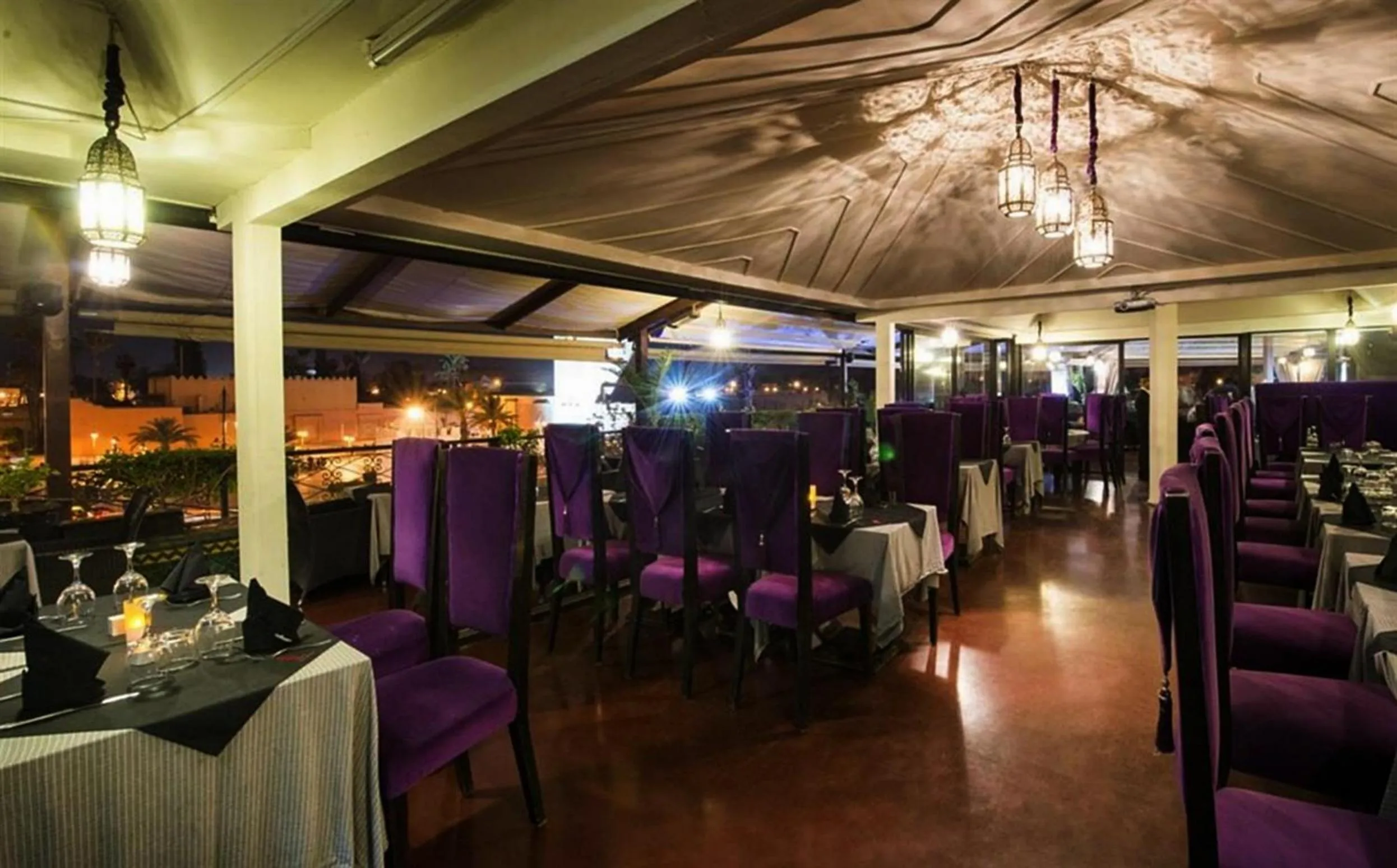 Restaurant/places to eat in Hotel Islane Médina