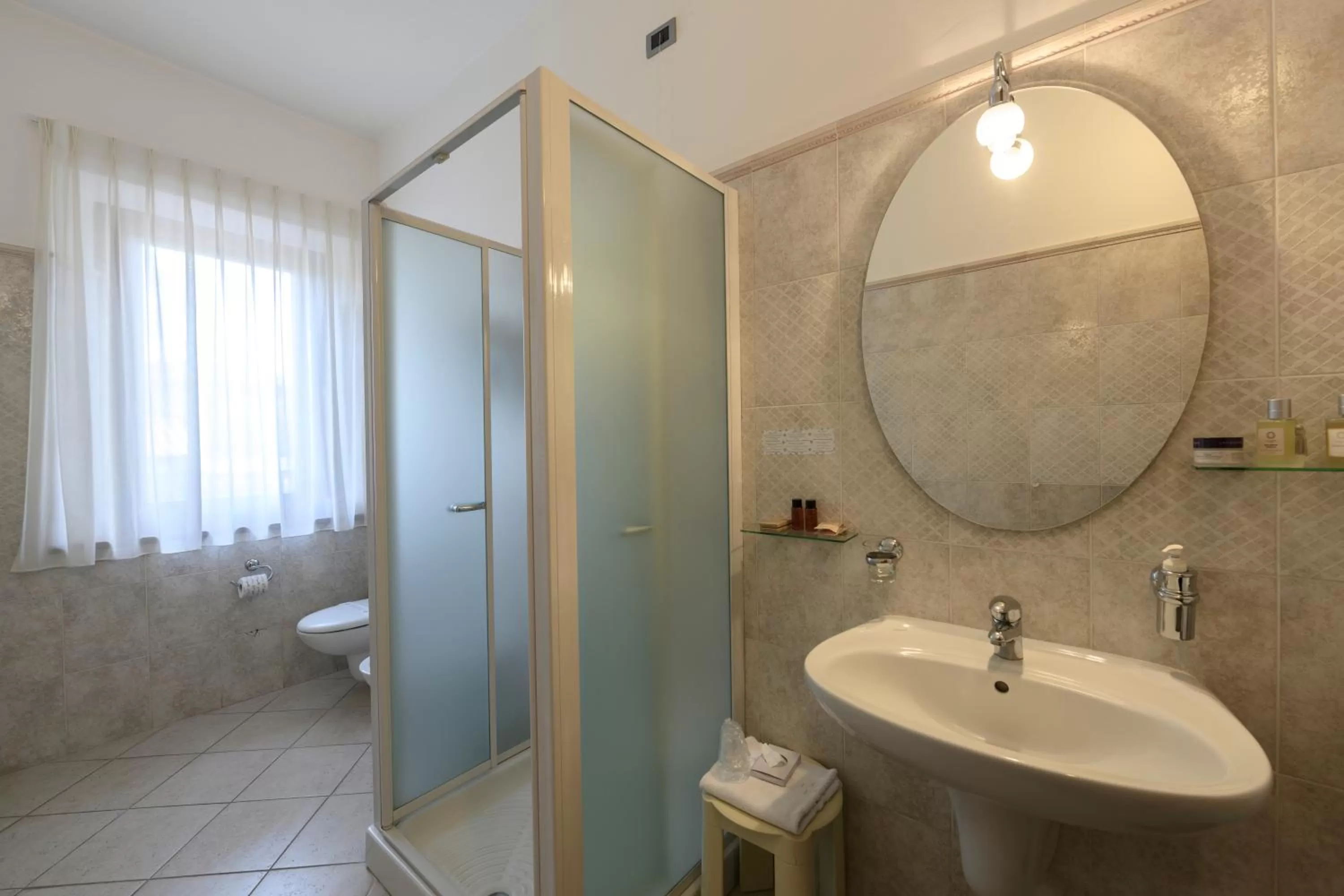 Bathroom in Hotel Rutiliano