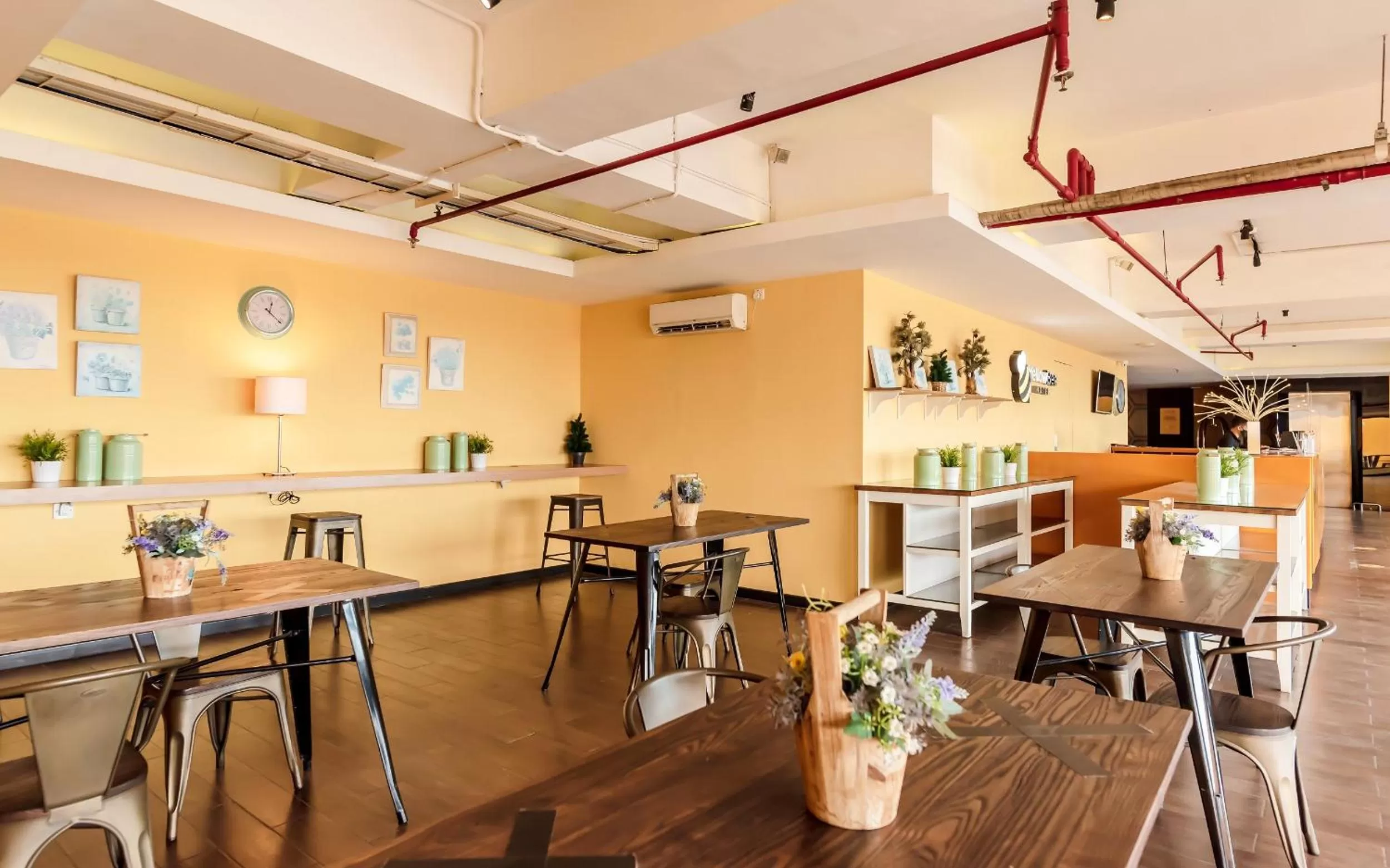 Lobby or reception in Yellow Bee Tangerang