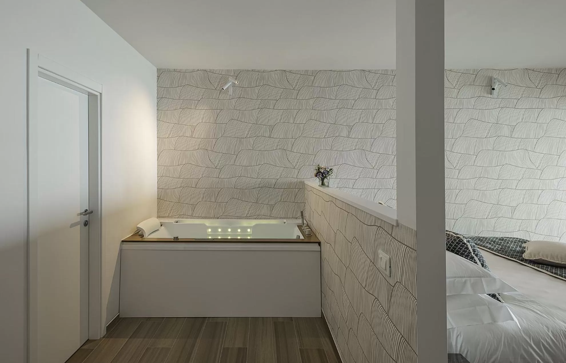 Hot Tub in Sublimis Boutique Hotel Adults-Only