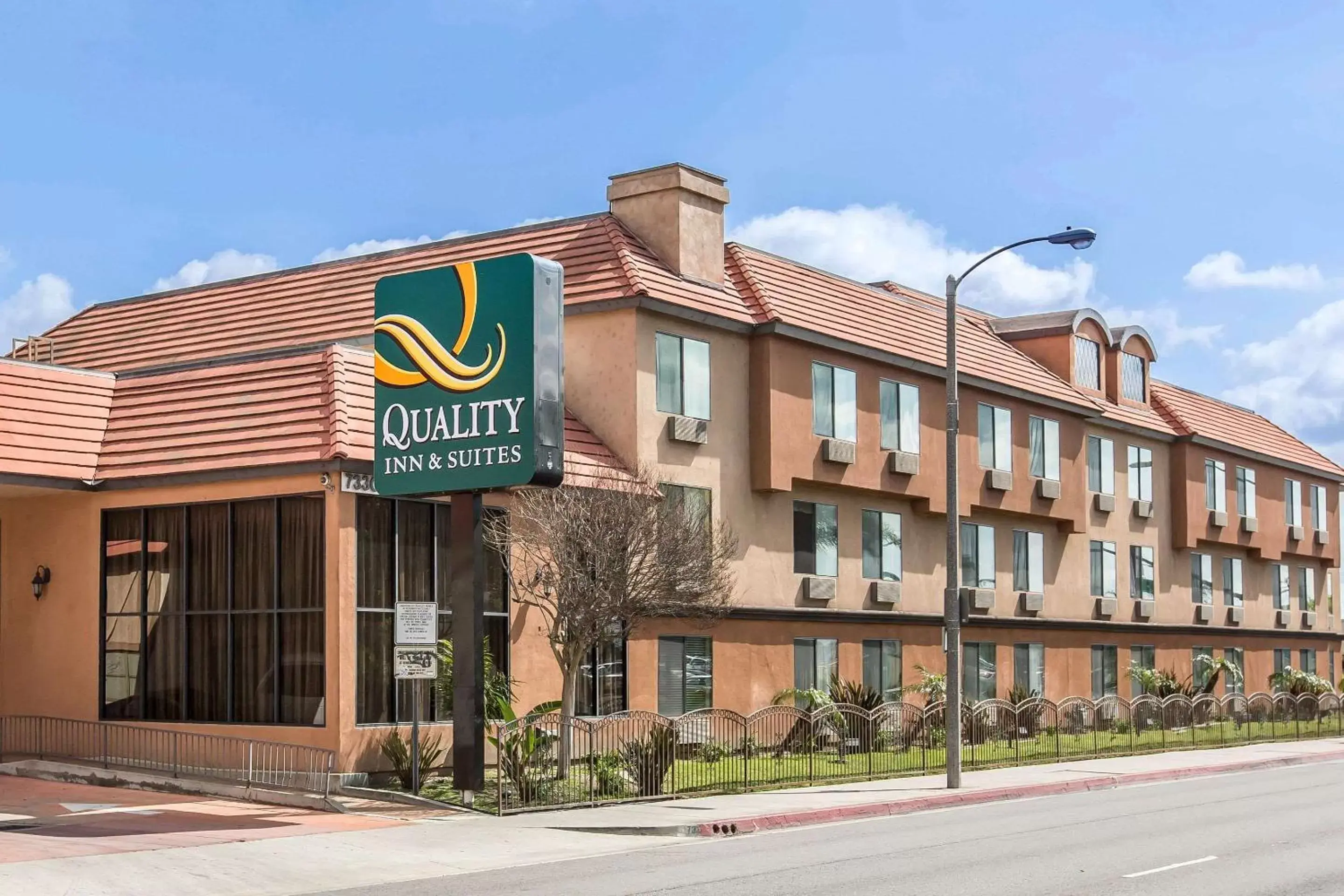 Quality Inn & Suites Bell Gardens-Los Angeles Quality Inn & Suites Bell Gardens-Los Angeles