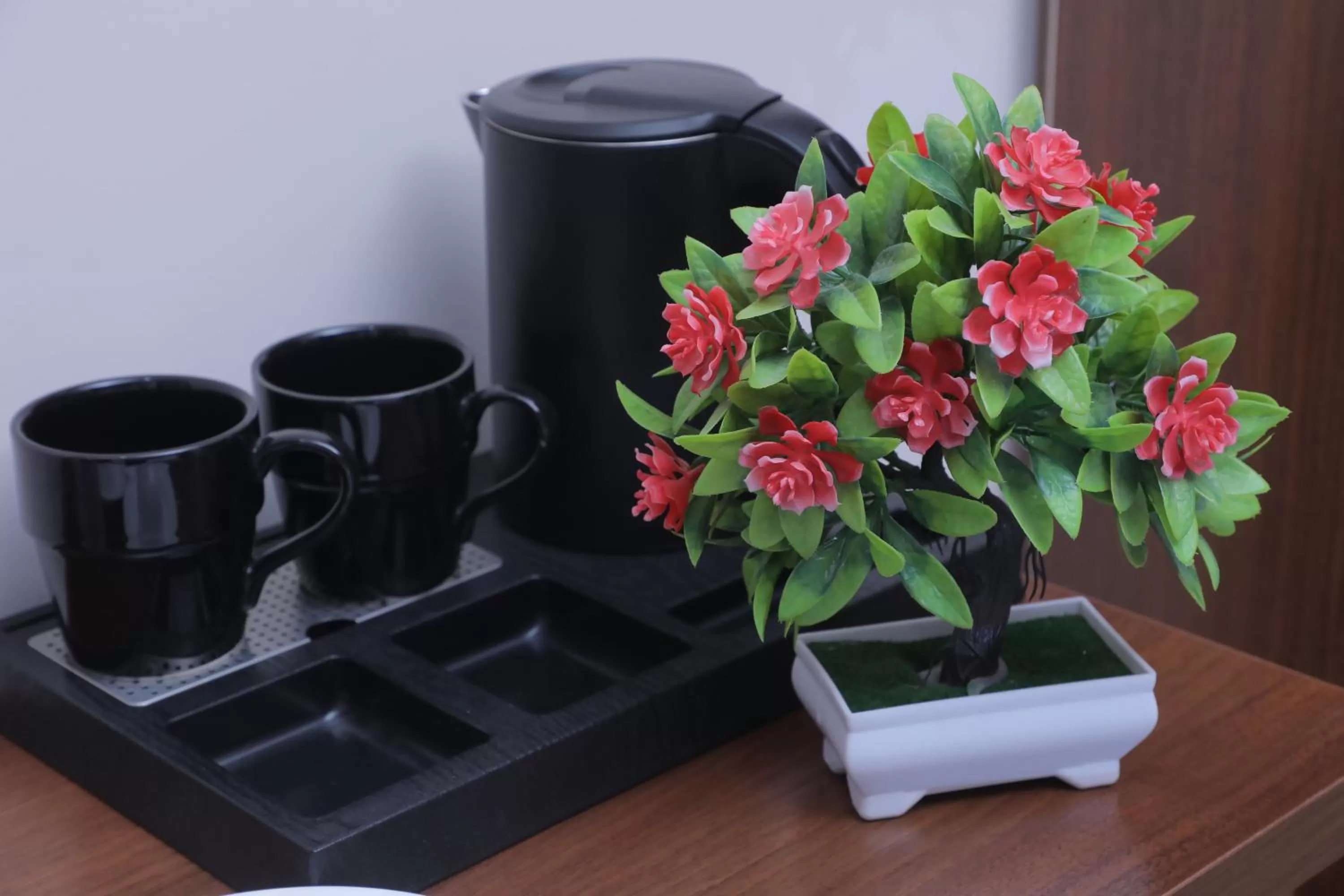 Coffee/tea facilities in Minor Boutique Hotel