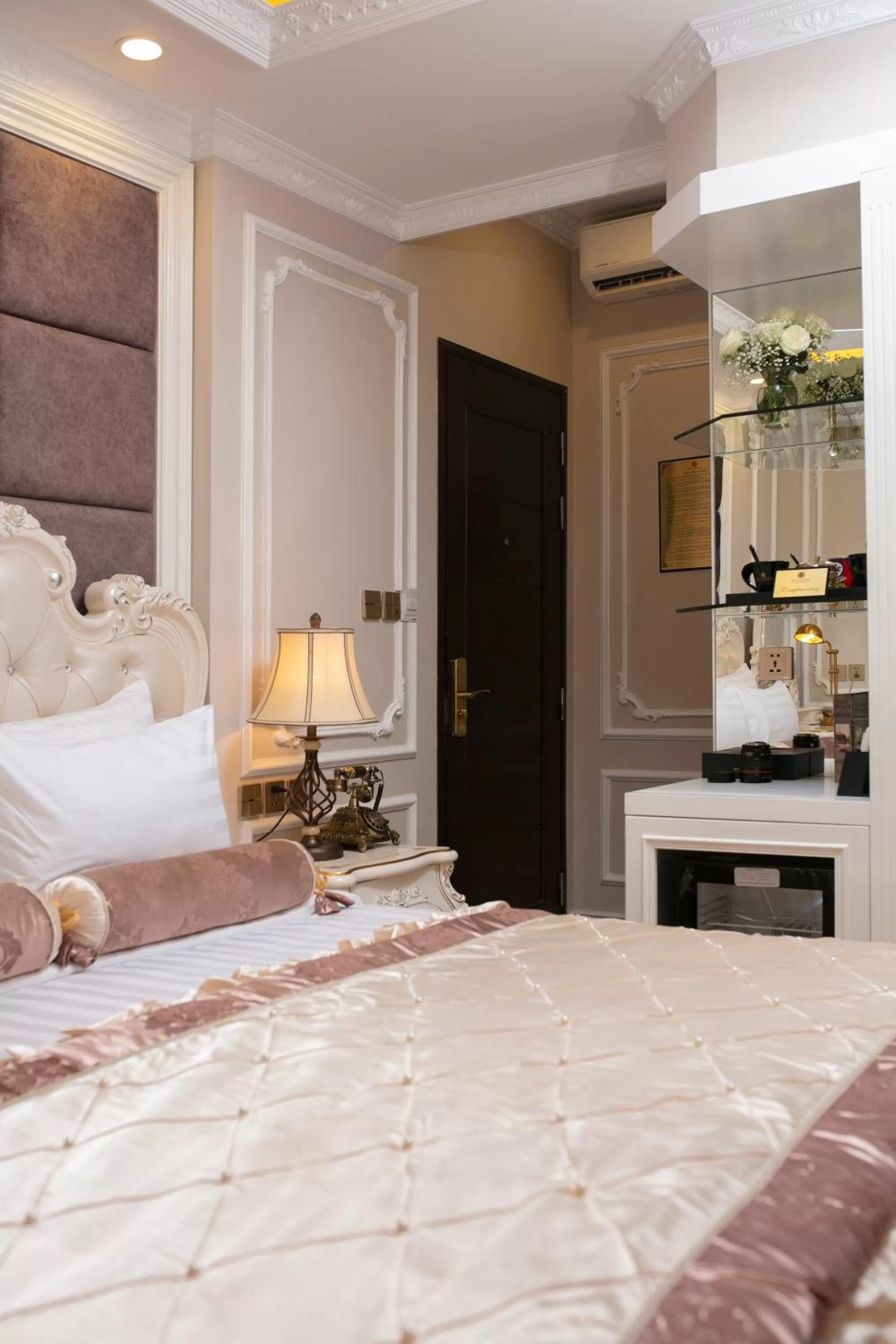 Bedroom, Bed in Royal Holiday Hanoi Hotel