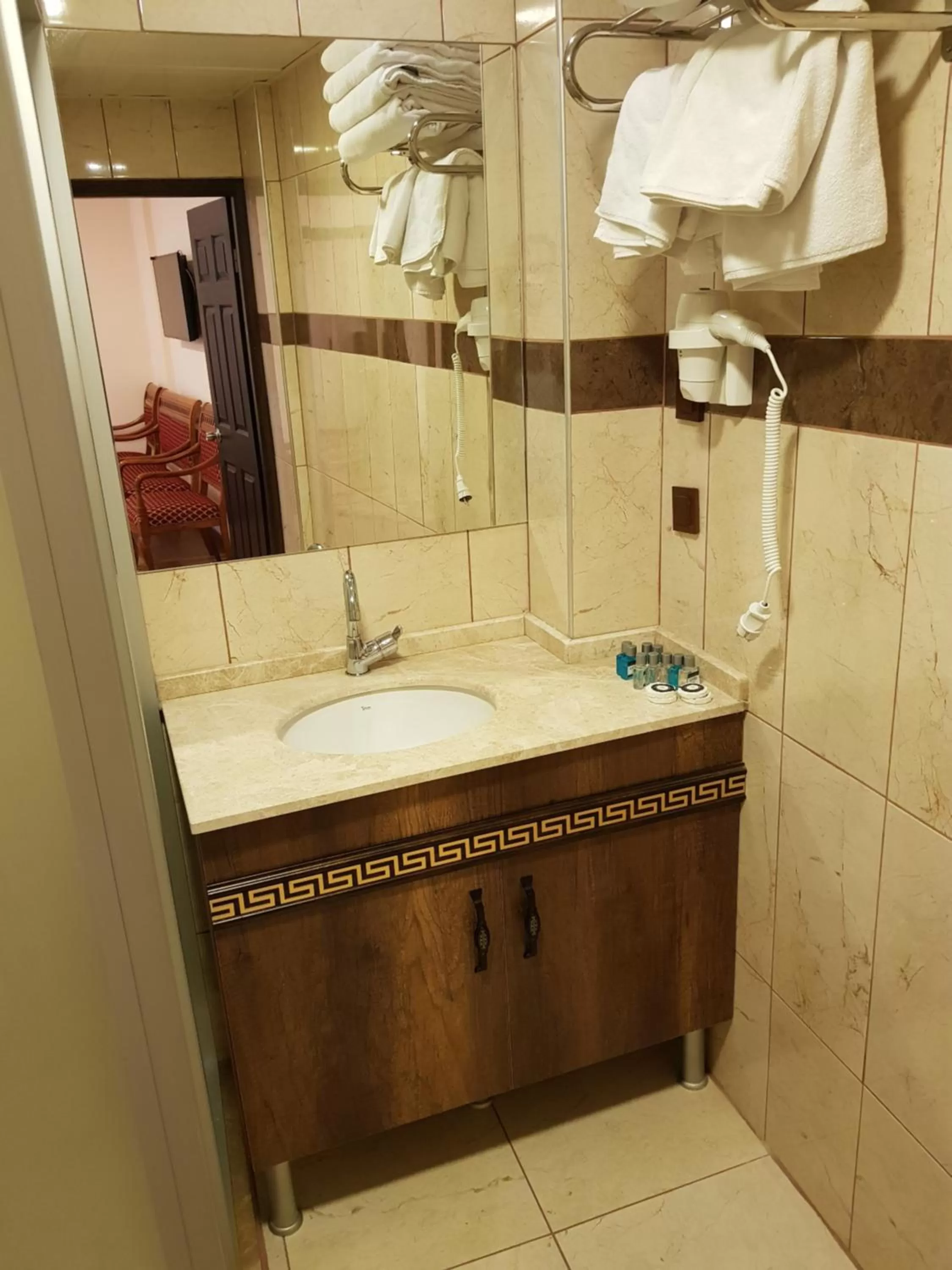 Shower in Kervansaray Canakkale Hotel - Special Category