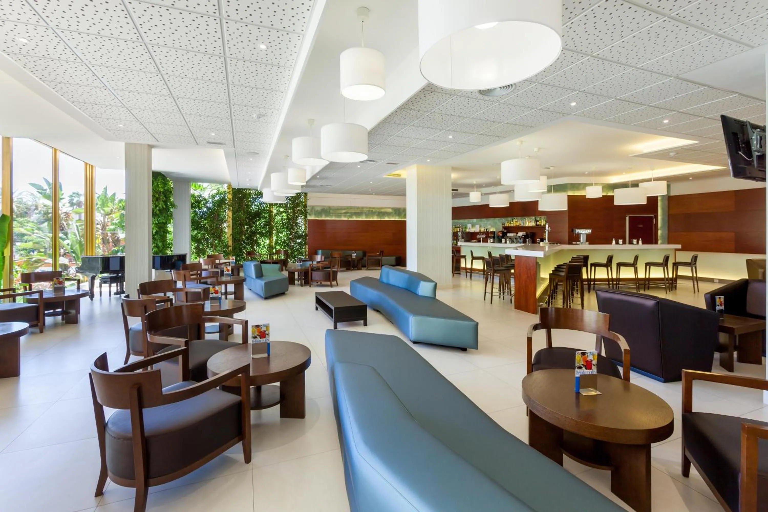 Lounge or bar in Hotel Best Tenerife