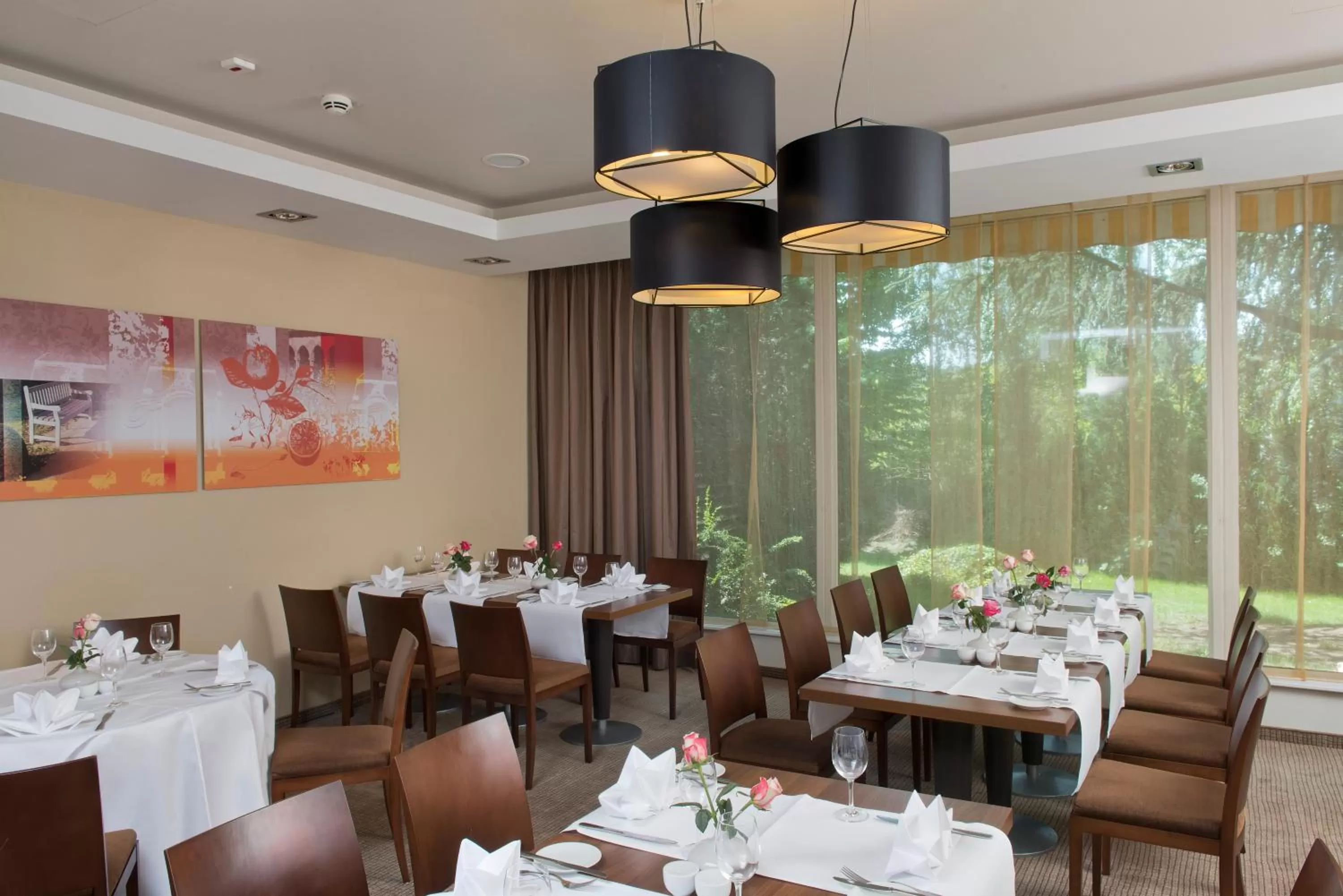 Restaurant/places to eat in Mercure Hotel Saarbrücken Süd