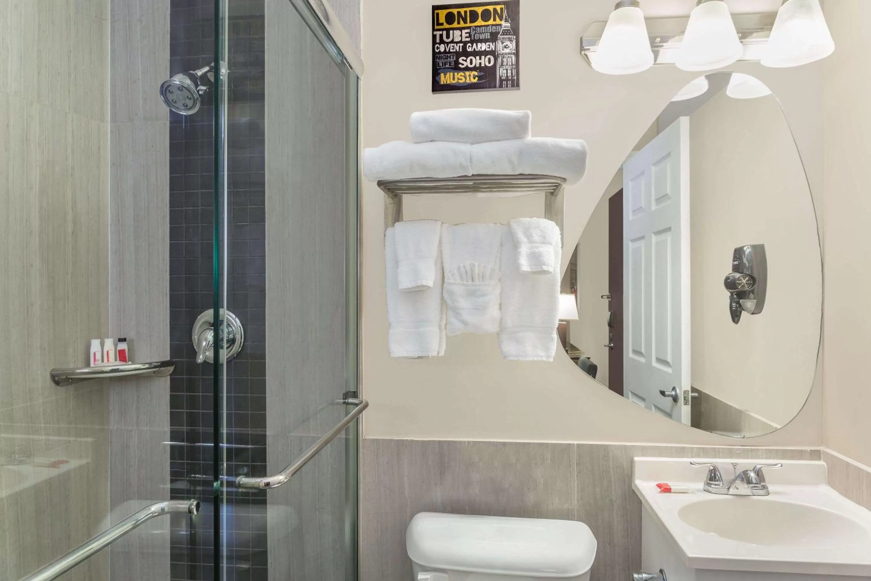 Bathroom in Ramada by Wyndham Miami Springs/Miami International Airport