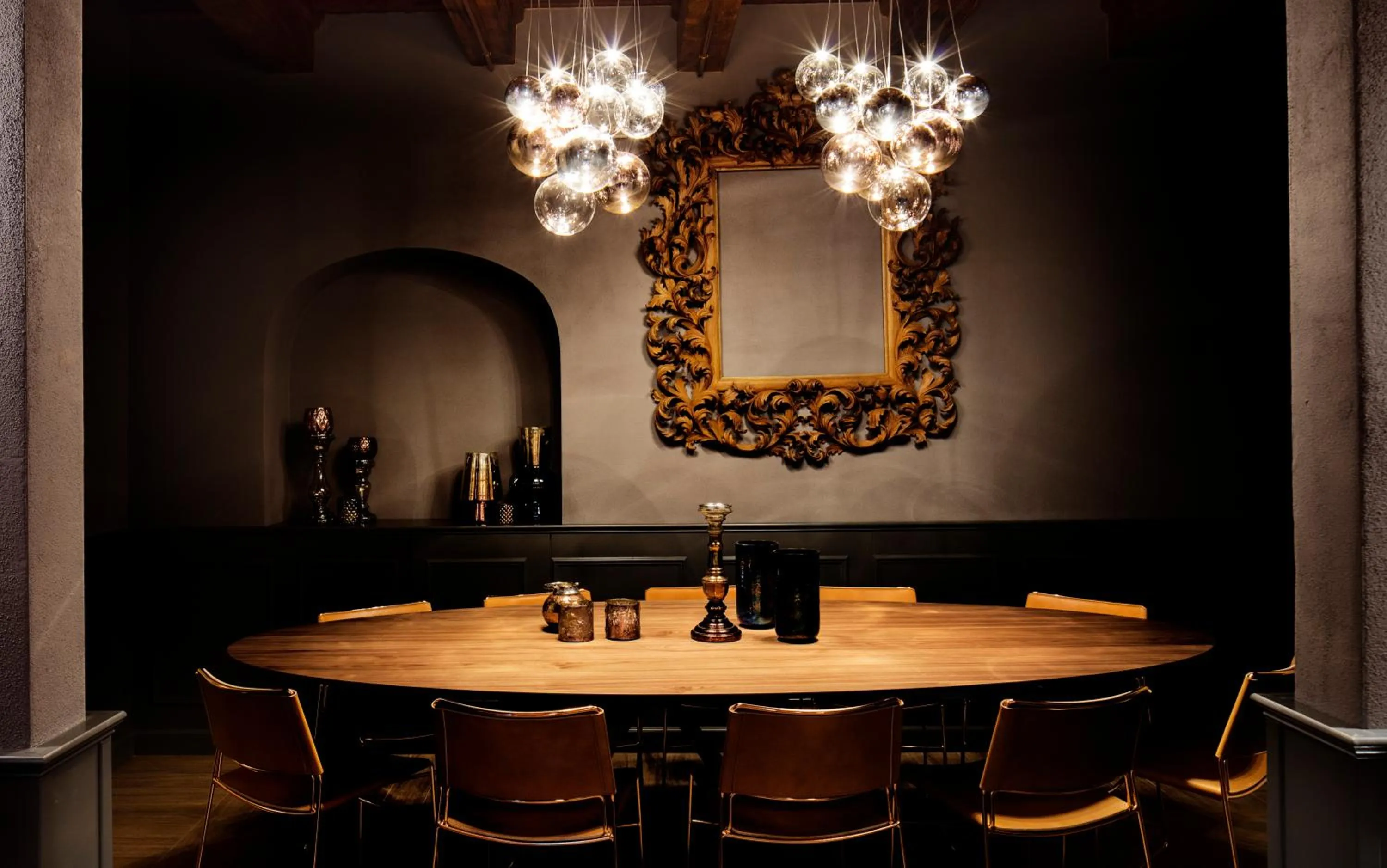 Communal lounge/ TV room in The Frame Hotel