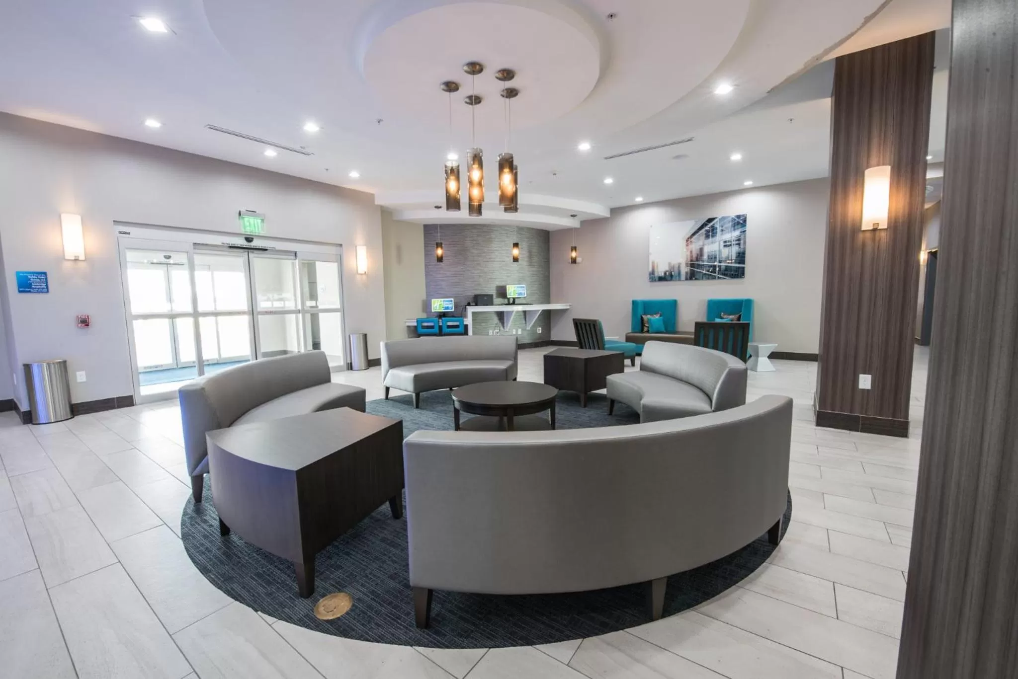 Property building in Holiday Inn Express & Suites Houston - Hobby Airport Area by IHG